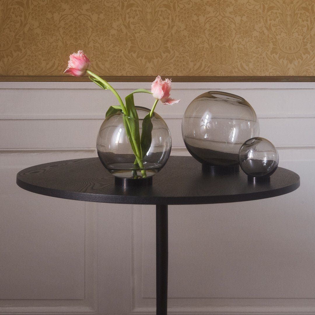Small Globe Vase with Stand - Set of 6 - Perfect for Home Decor, Wedding Centerpieces & Gift Giving