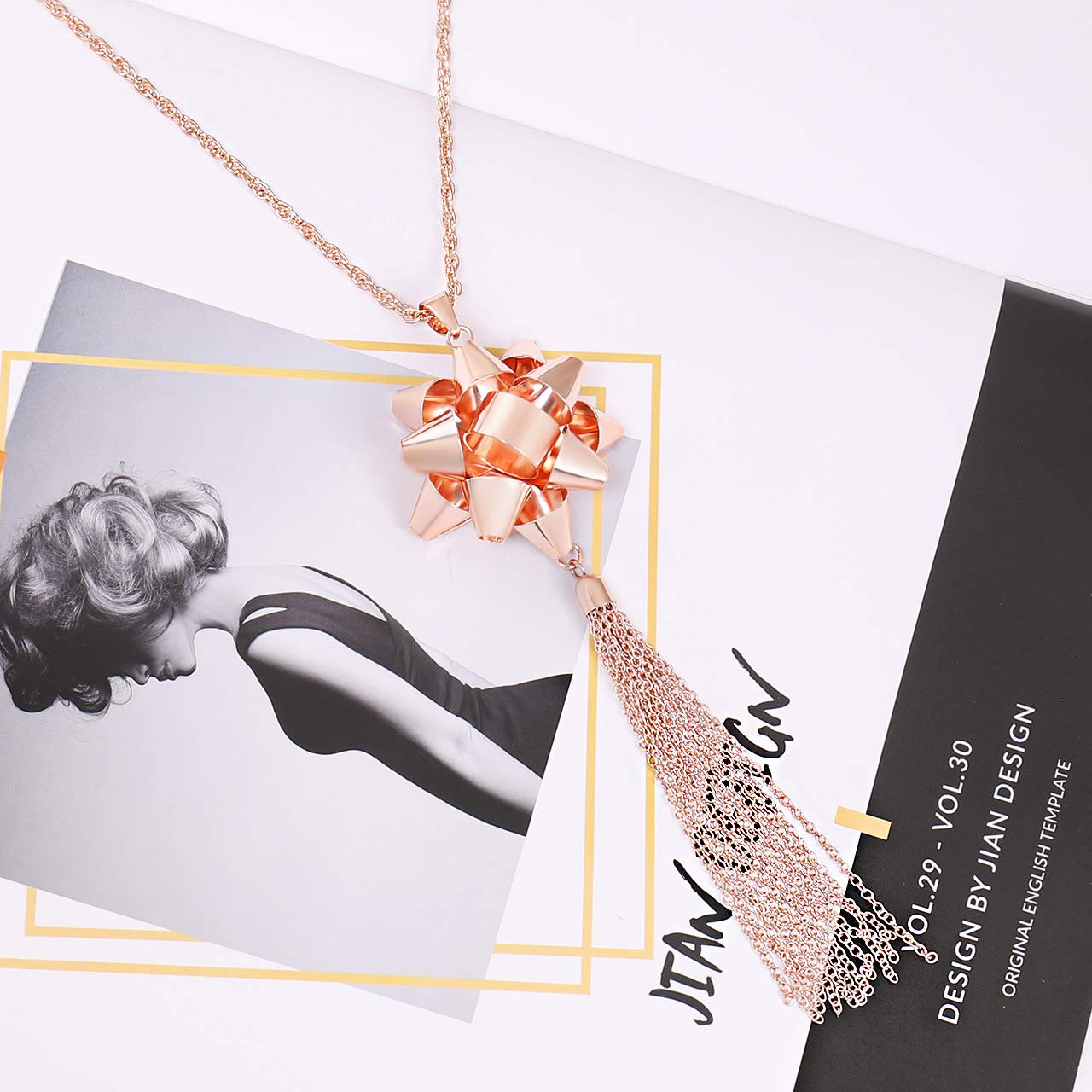 Christmas Necklace for Women - Elegant Xmas Gift with Bow Pendant & Tassel Chain - Perfect for Holiday Parties, Gift Giving & Festive Occasions