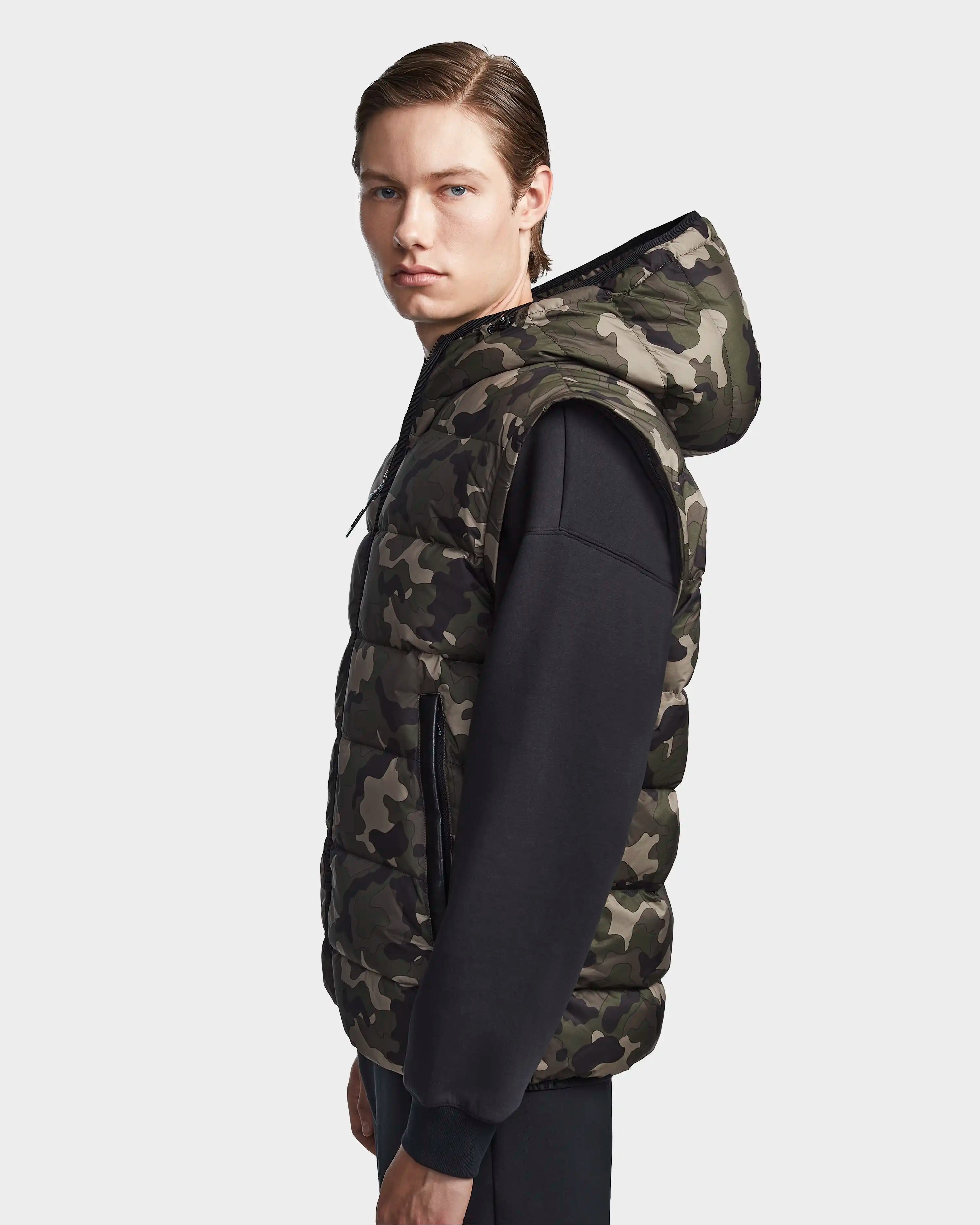 DEMIAN M R M123504 Camouflage Hunting Jacket - Waterproof & Windproof Outdoor Gear for Men - Perfect for Hunting, Hiking, and Camping Adventures