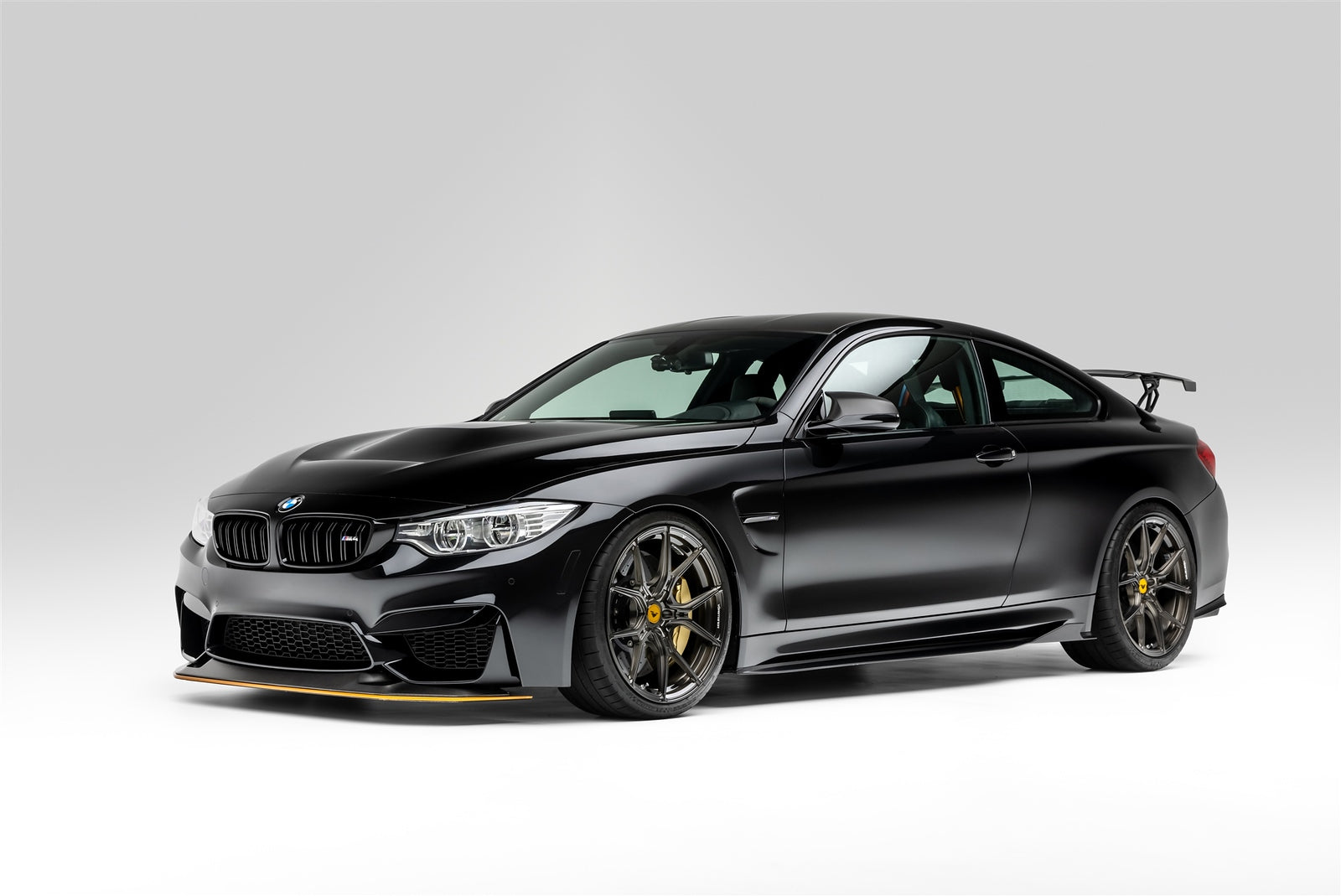 BMW M4 GTS 20 VPX 101 Liquid Smoke - High Performance Car Air Freshener for Luxury Vehicles | Perfect for BMW Enthusiasts & Car Detailing