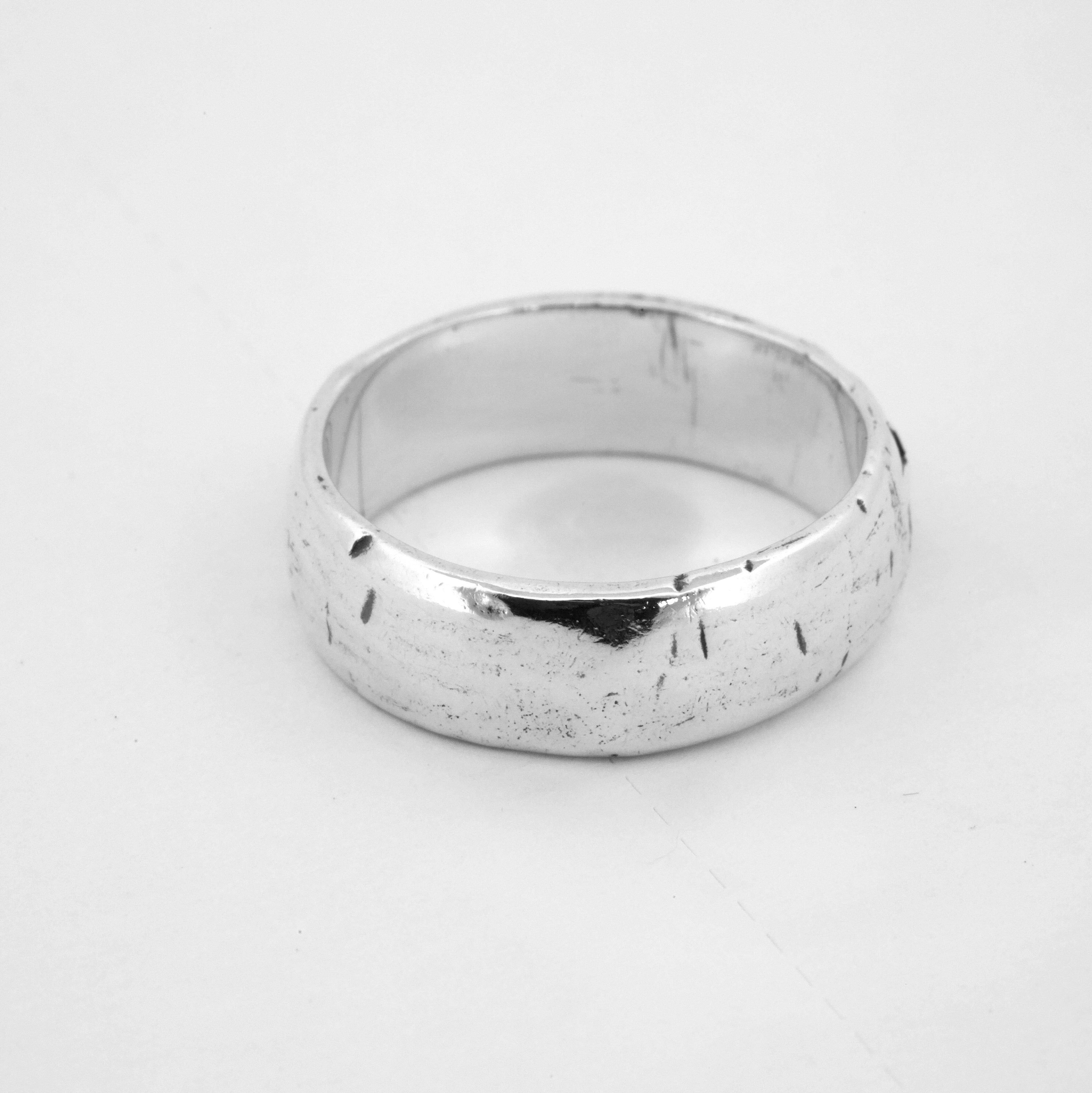 Gothic Ring for Women - Vintage Silver Gothic Jewelry with Dark Aesthetic - Perfect for Halloween, Gothic Fashion & Alternative Style Lovers