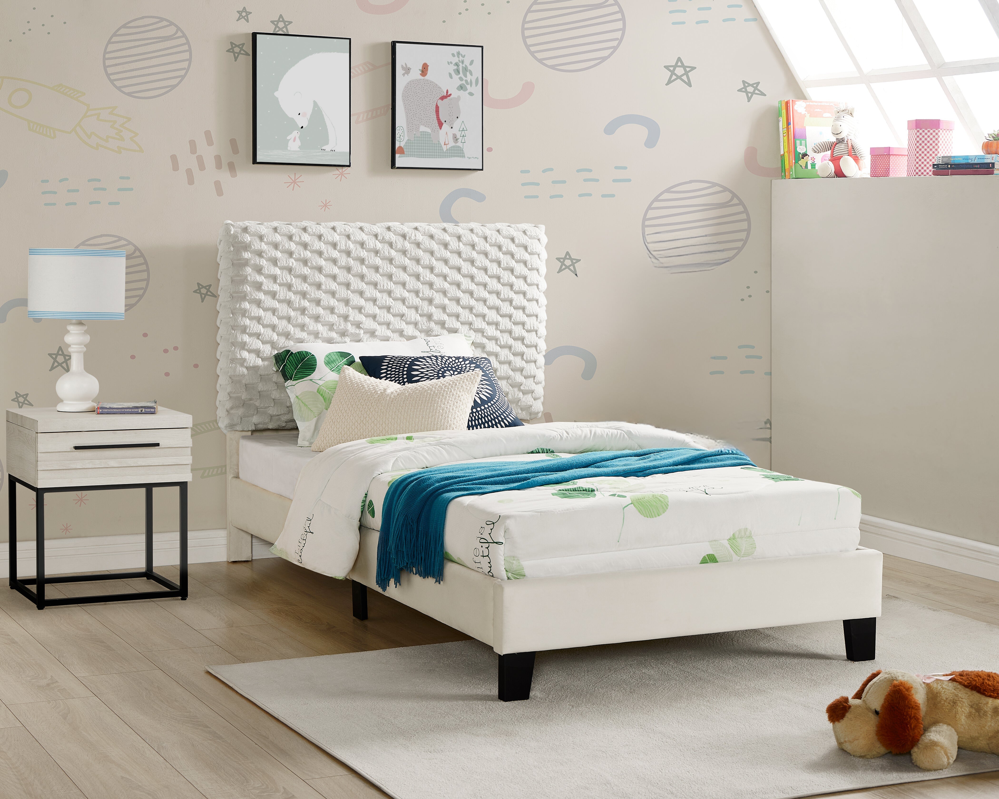 Roundhill Furniture Findlay 3-Piece Upholstered Bedroom Set - Queen Size Plush Fabric Bed with Matching Nightstand | Modern Bed Frame & Storage Drawers for Master Bedroom, Guest Room, or Apartment