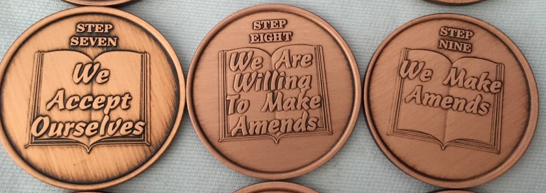 12-Step Copper Medallion Set for AA & NA Recovery - Alcoholics Anonymous & Narcotics Anonymous Sobriety Tokens - Perfect for Meetings, Milestones & Gifts