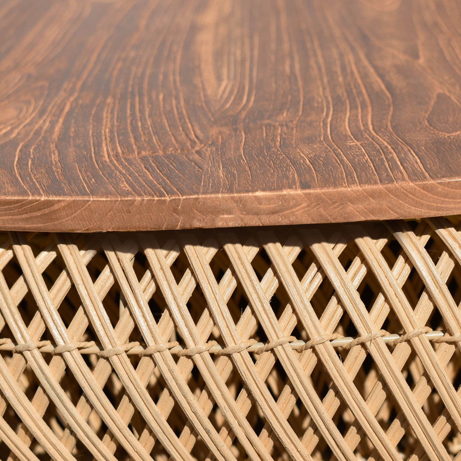 Bayan Wave Side Table - Natural Wood Accent Table for Living Room, Bedroom & Patio - Stylish End Table with Wavy Design for Home Decor