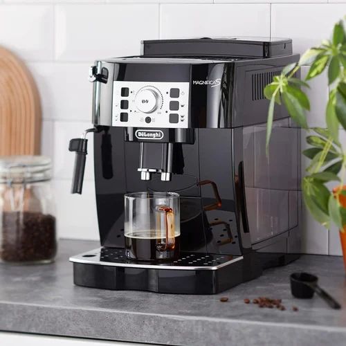 De'Longhi ECAM22.110.B Magnifica S Super Automatic Espresso Coffee Machine with Milk Frother - Black | Perfect for Home, Office & Entertaining Guests