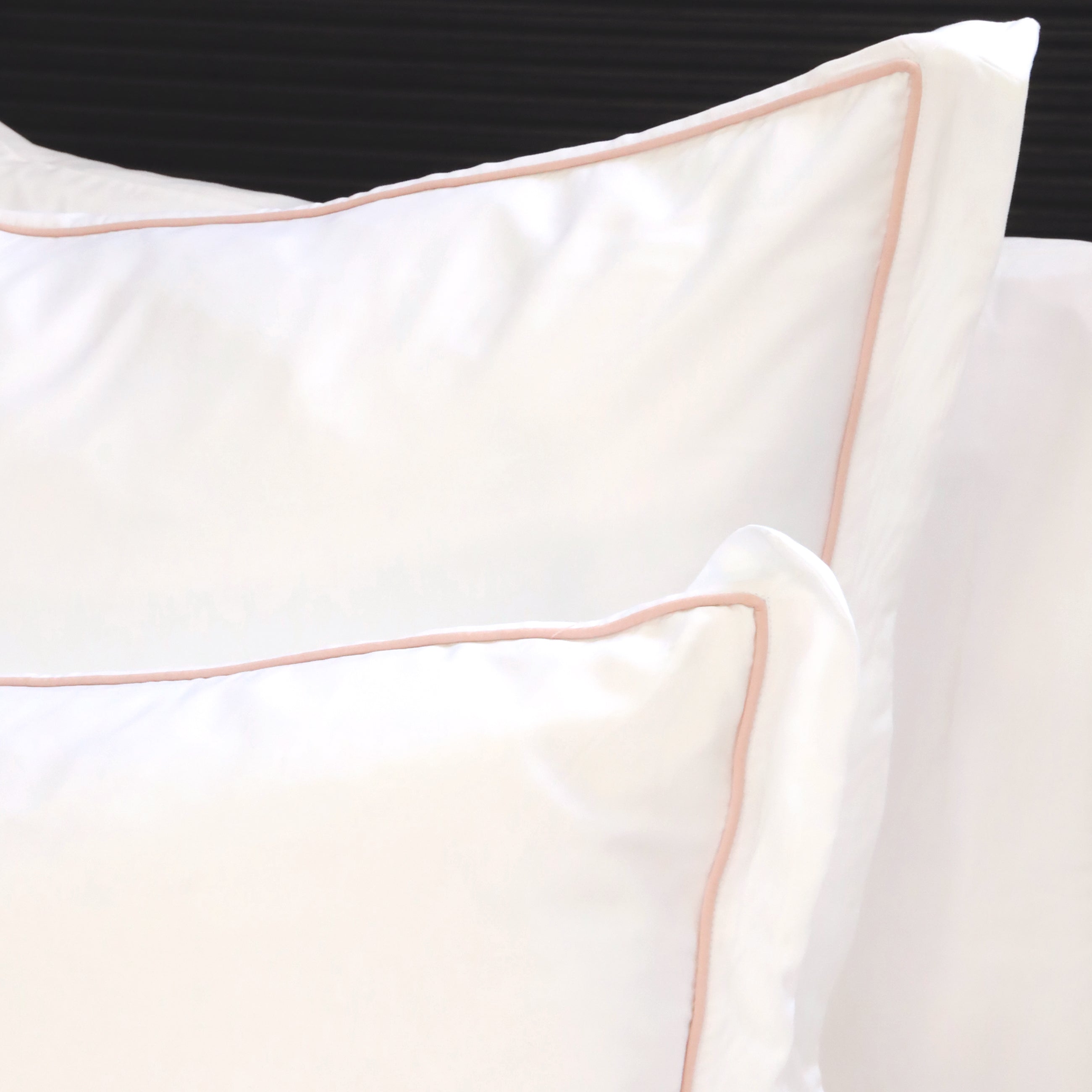 Sheena Bamboo Sateen Duvet Cover Set - Queen Size, Soft & Breathable Bedding Set for Luxurious Sleep - Perfect for Master Bedroom, Guest Room & Hotel Decor