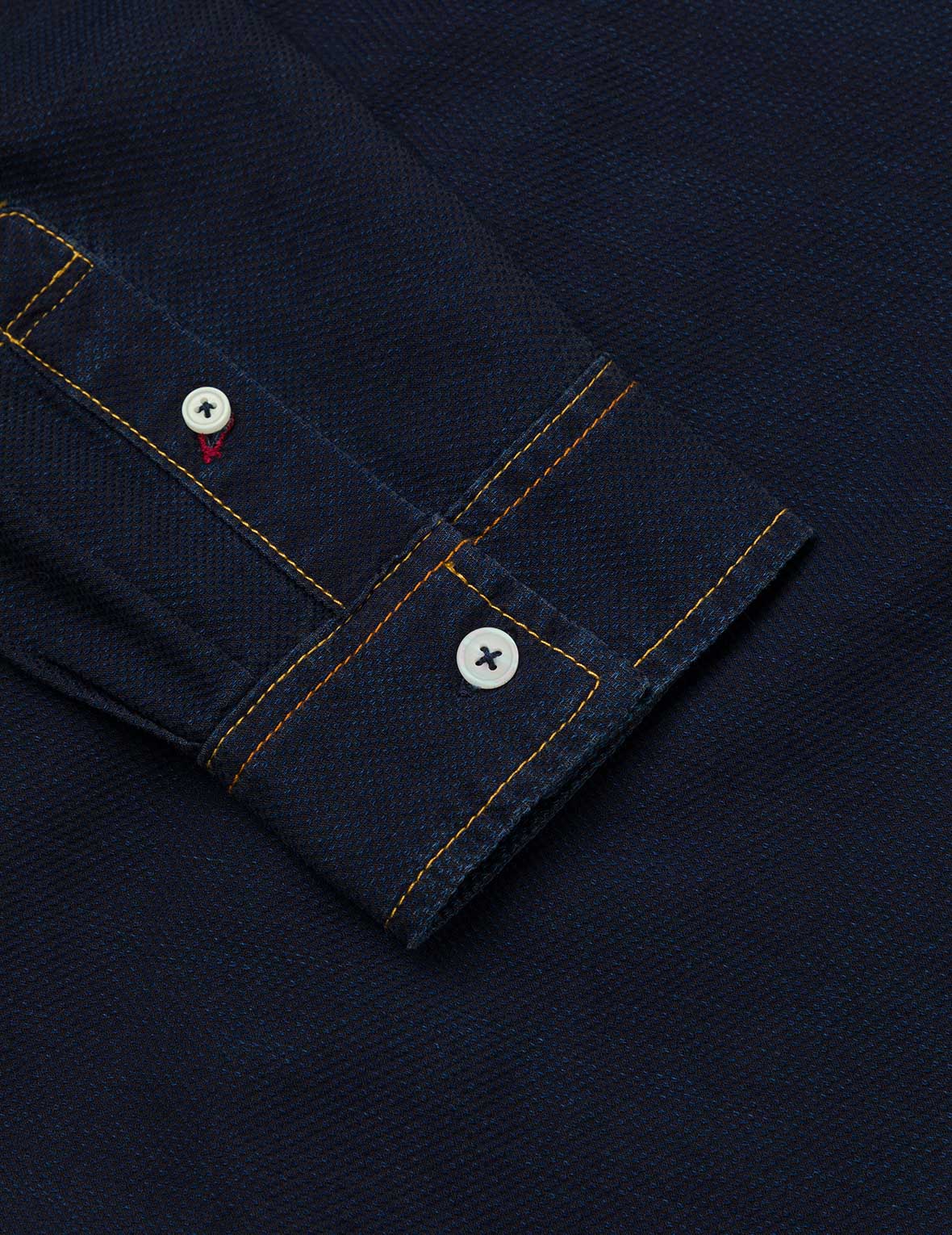 Seagull Print Regular Fit Denim Shirt for Men - Casual Button Down Shirt with Unique Bird Design - Perfect for Beach Outings, Summer Fashion & Streetwear
