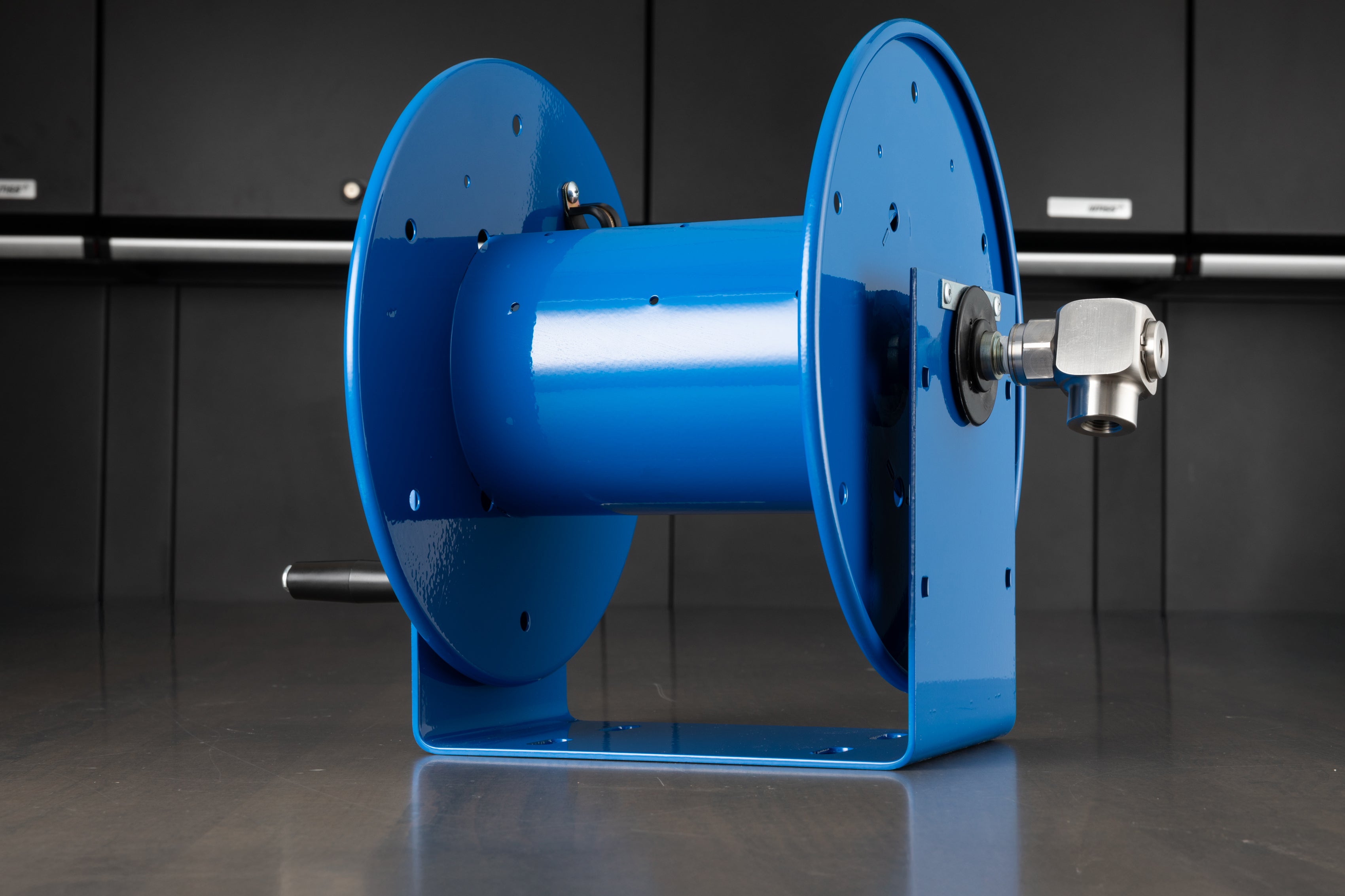 Heavy Duty Hand Crank Hose Reel - 150ft Capacity, Wall Mountable Water Hose Storage for Garden, Yard & Workshop - Durable Outdoor Watering Solution