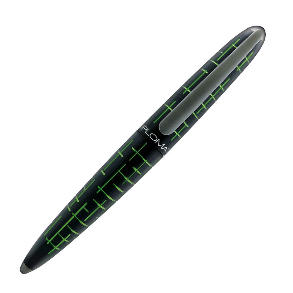 Premium Diplomat Elox Matrix Fountain Pen - Black & Green Luxury Writing Instrument for Professionals & Gift Giving - Perfect for Office, Calligraphy & Special Occasions