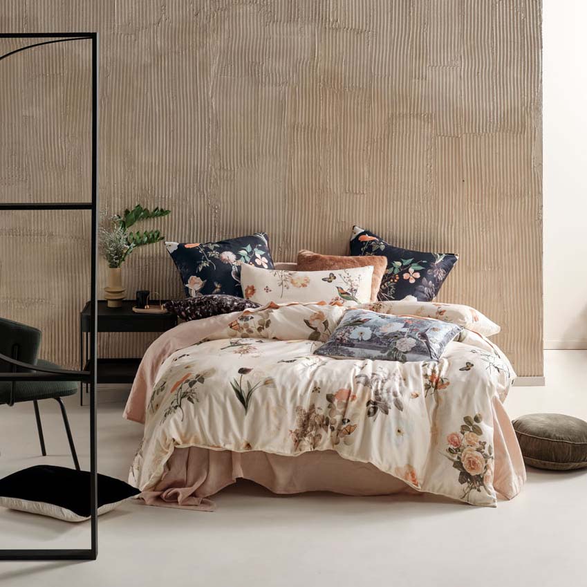 Gwyneth Peach Quilt Cover Set - Super King Size Bedding | Soft & Breathable Cotton Duvet Cover for Luxurious Comfort | Perfect for Master Bedrooms & Guest Rooms