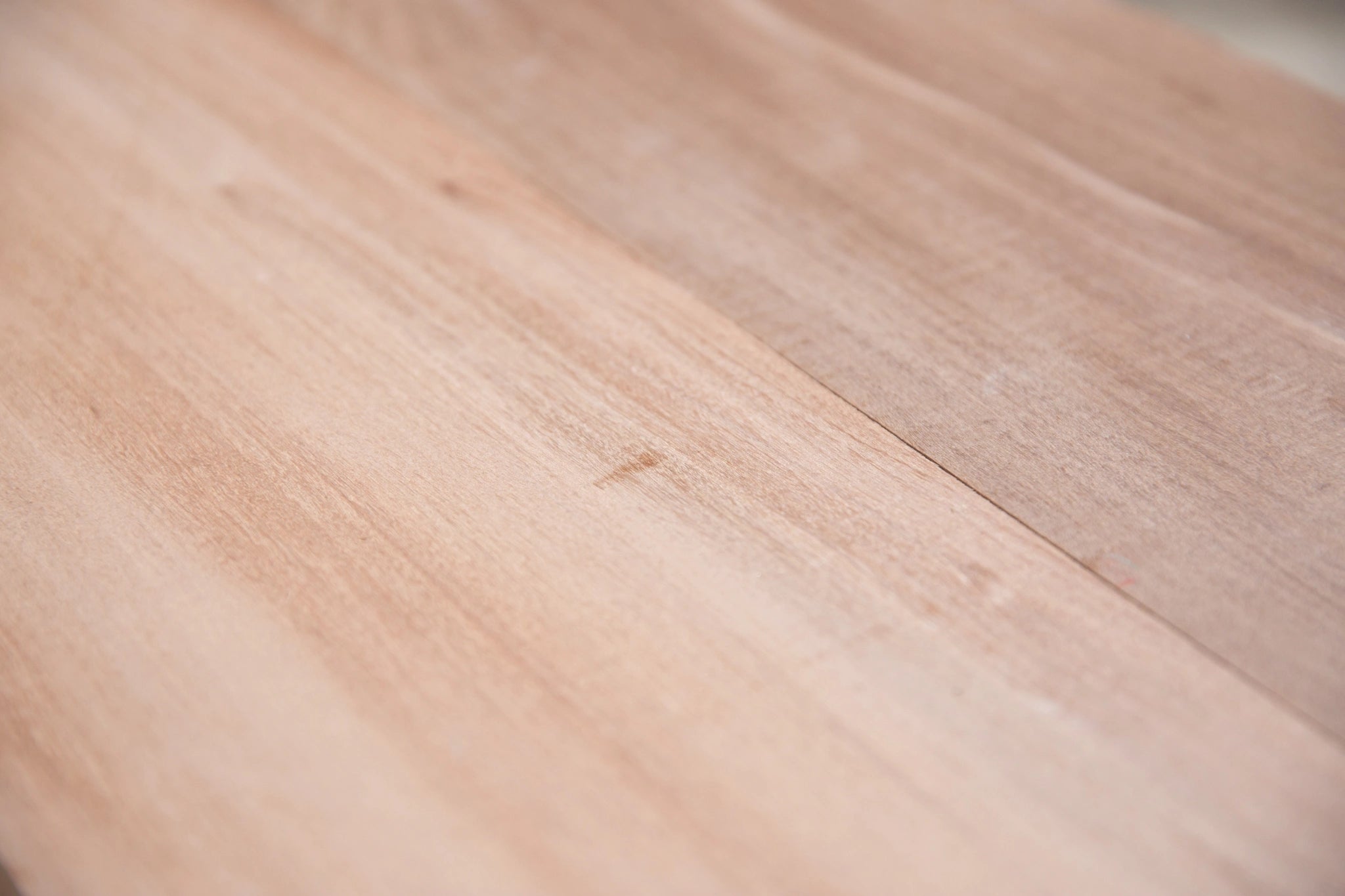 Premium Brushbox 200mm x 50mm - Kiln Dried, Rough Sawn Joinery Timber for Furniture & Cabinetry | High-Quality Feature Grade Wood for DIY Projects & Home Renovations