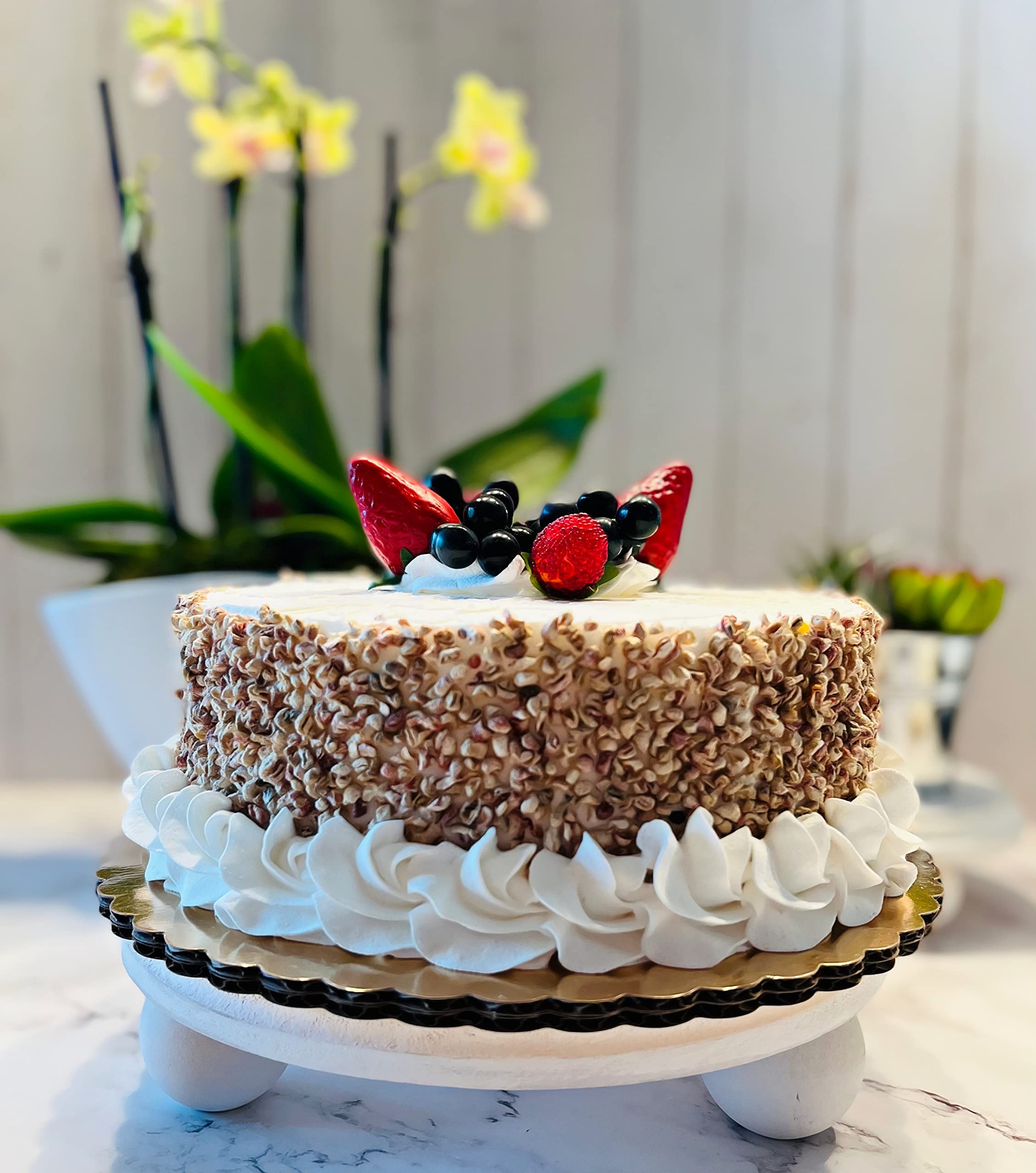 Artificial Cupcakes & Fake Cakes for Display - Faux Dessert Decorations for Home, Kitchen & Party Decor - Fake Cheesecake with Mixed Berries - Perfect for Wedding, Birthday & Bakery Display