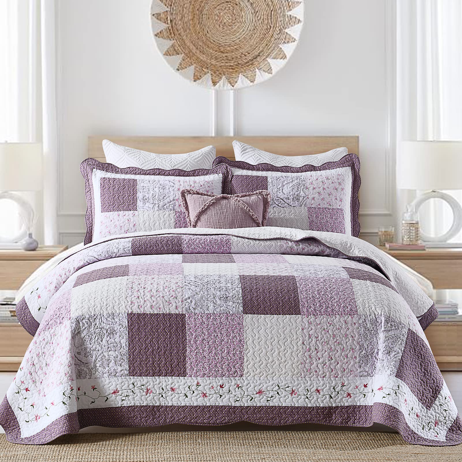 PANGUSHAN 100% Cotton Queen Size Quilt Set - 3 Piece Patchwork Plaid Bedding with Purple/Pink Floral Pattern | Lightweight All-Season Quilted Bedspread for Cozy Bedroom Decor | Perfect for Guest Rooms, Master Bedrooms & Dorm Essentials