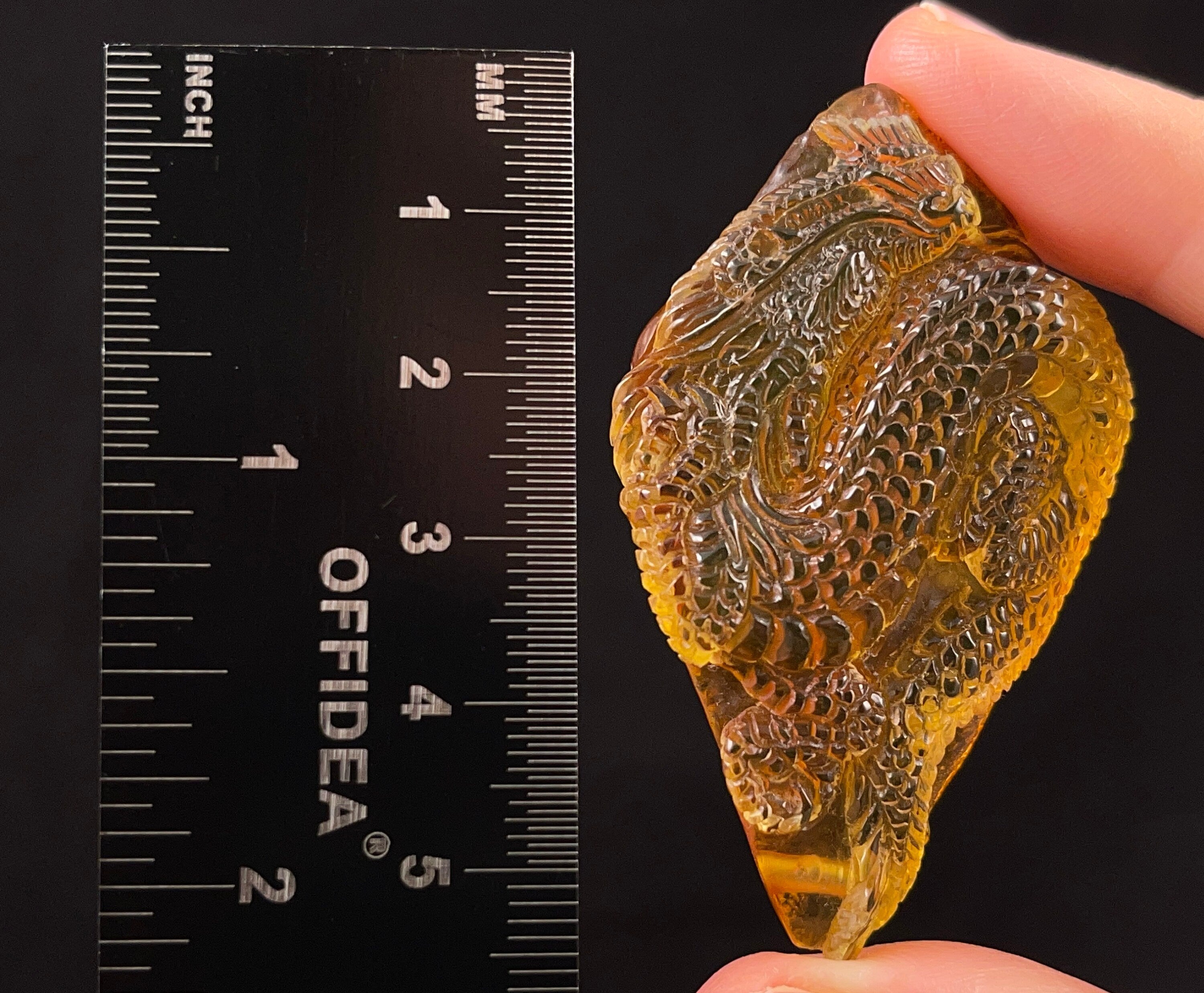 AMBER Crystal Dragon Hand Carved Sculpture - Feng Shui Home Decor, Housewarming Gift, Healing Crystals & Stones for Positive Energy - Perfect for Meditation Spaces, Office Desk & Spiritual Altars (Model 52691)