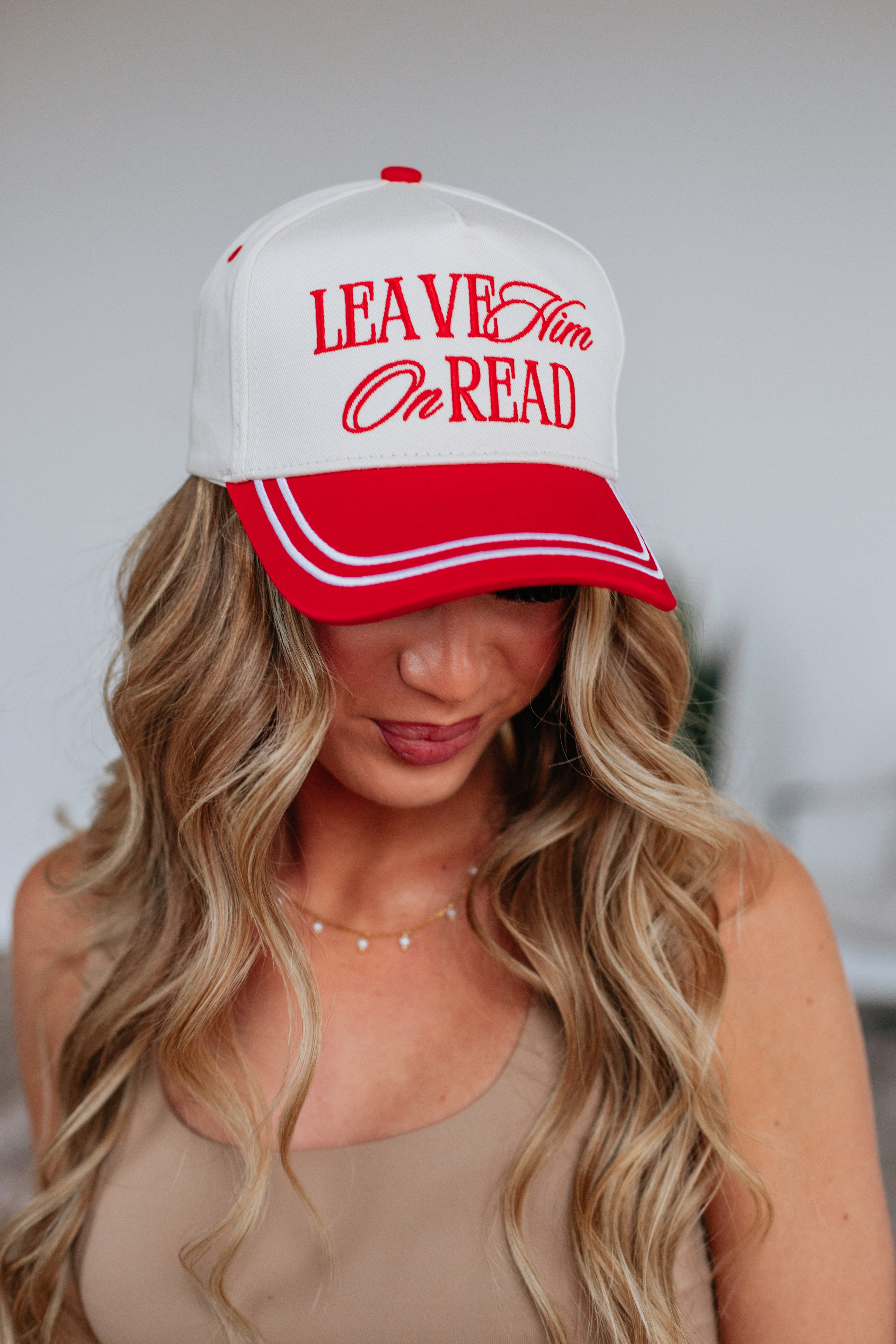 Leave Him On Read Trucker Hat - Funny Sarcastic Snapback Cap for Men & Women - Perfect for Dating, Breakups & Prank Gifts