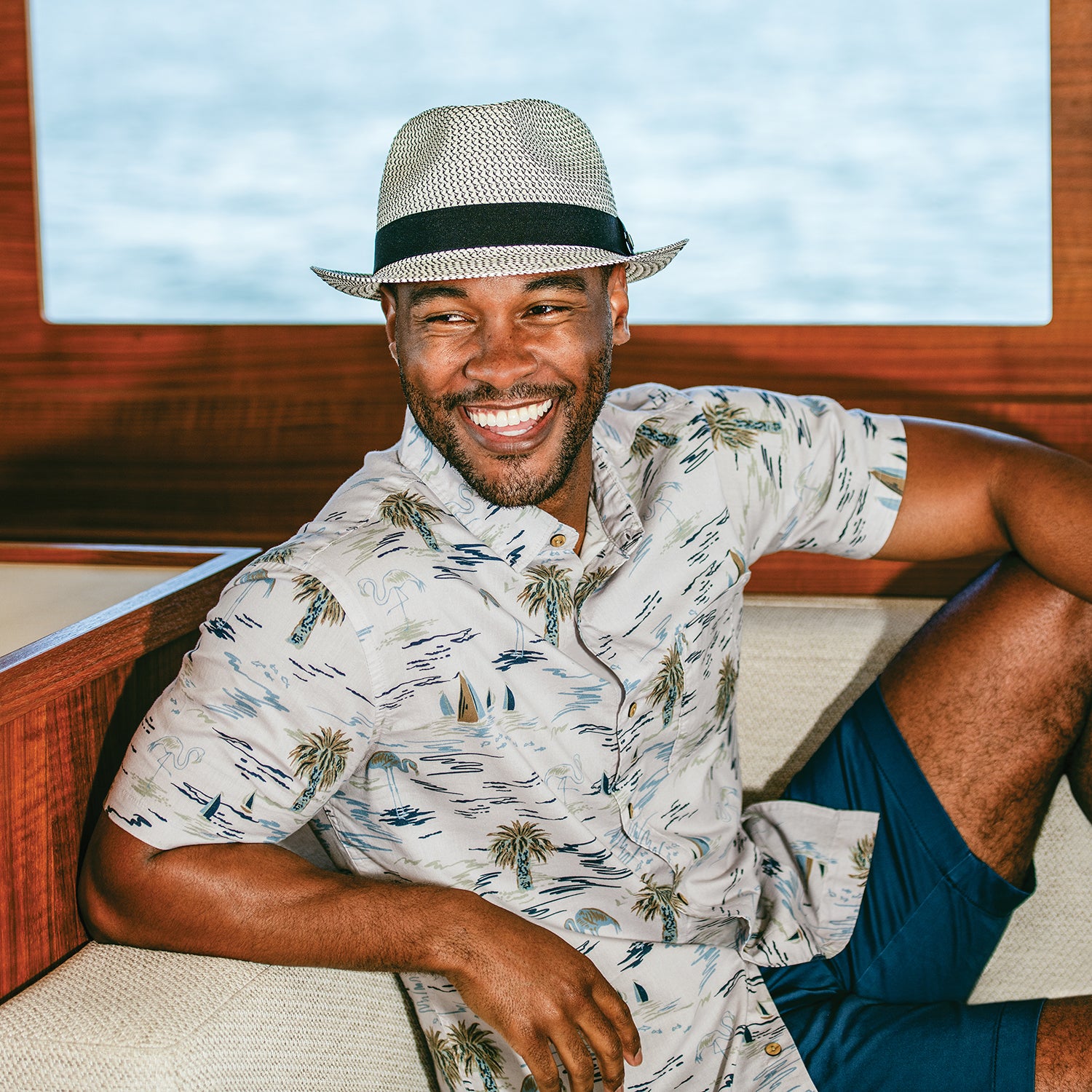 Stylish Charlie Trilby Hat for Men & Women - Classic Fedora Design for Outdoor, Travel & Fashion - Perfect for Sun Protection & Casual Wear