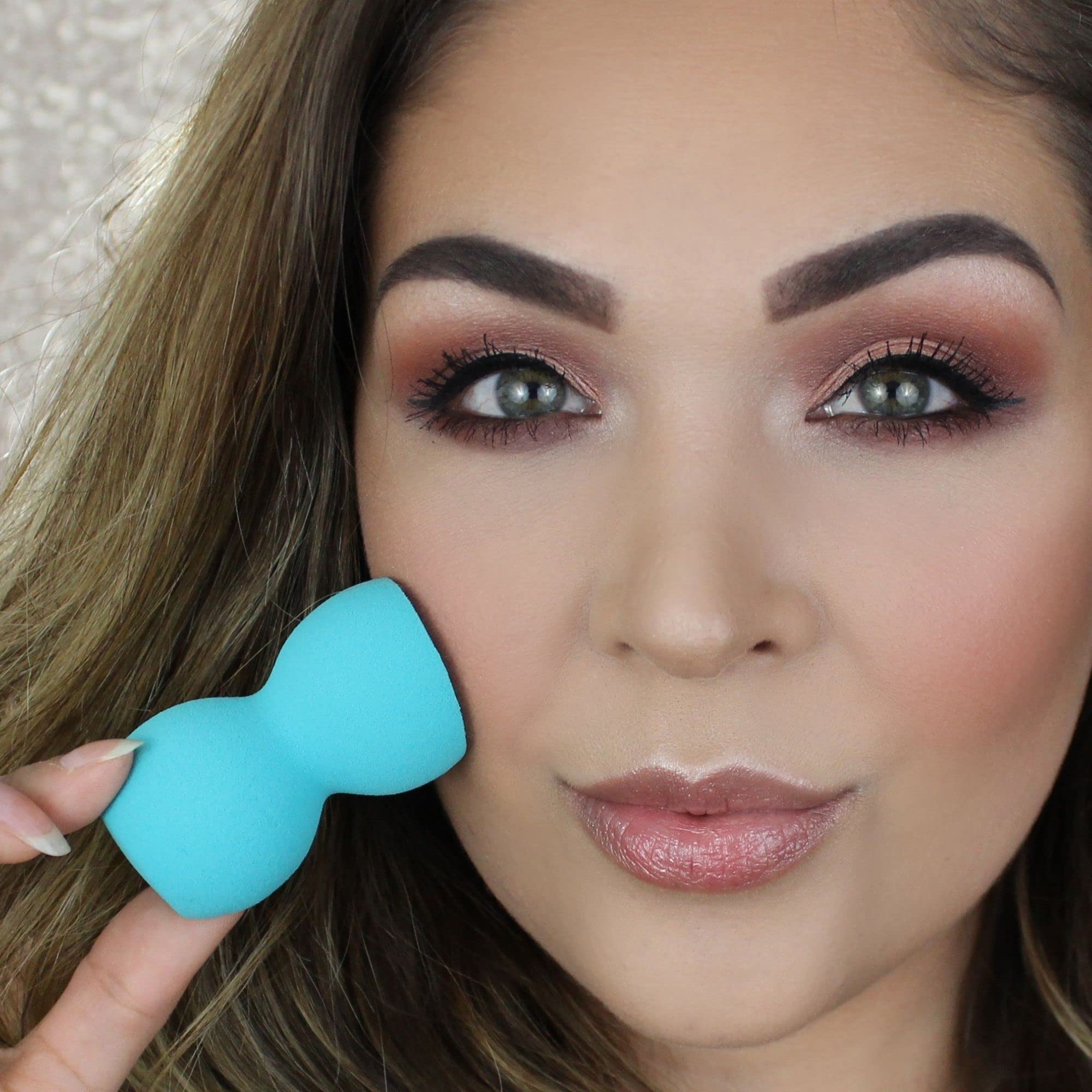 Beauty Junkees Makeup Sponge Blender - Professional Blue Sculptor Foundation Sponge for Liquid, Cream & Powder | Latex-Free Cosmetic Blender for Wet & Dry Use | Perfect for Flawless Foundation, Contouring & Highlighting Application
