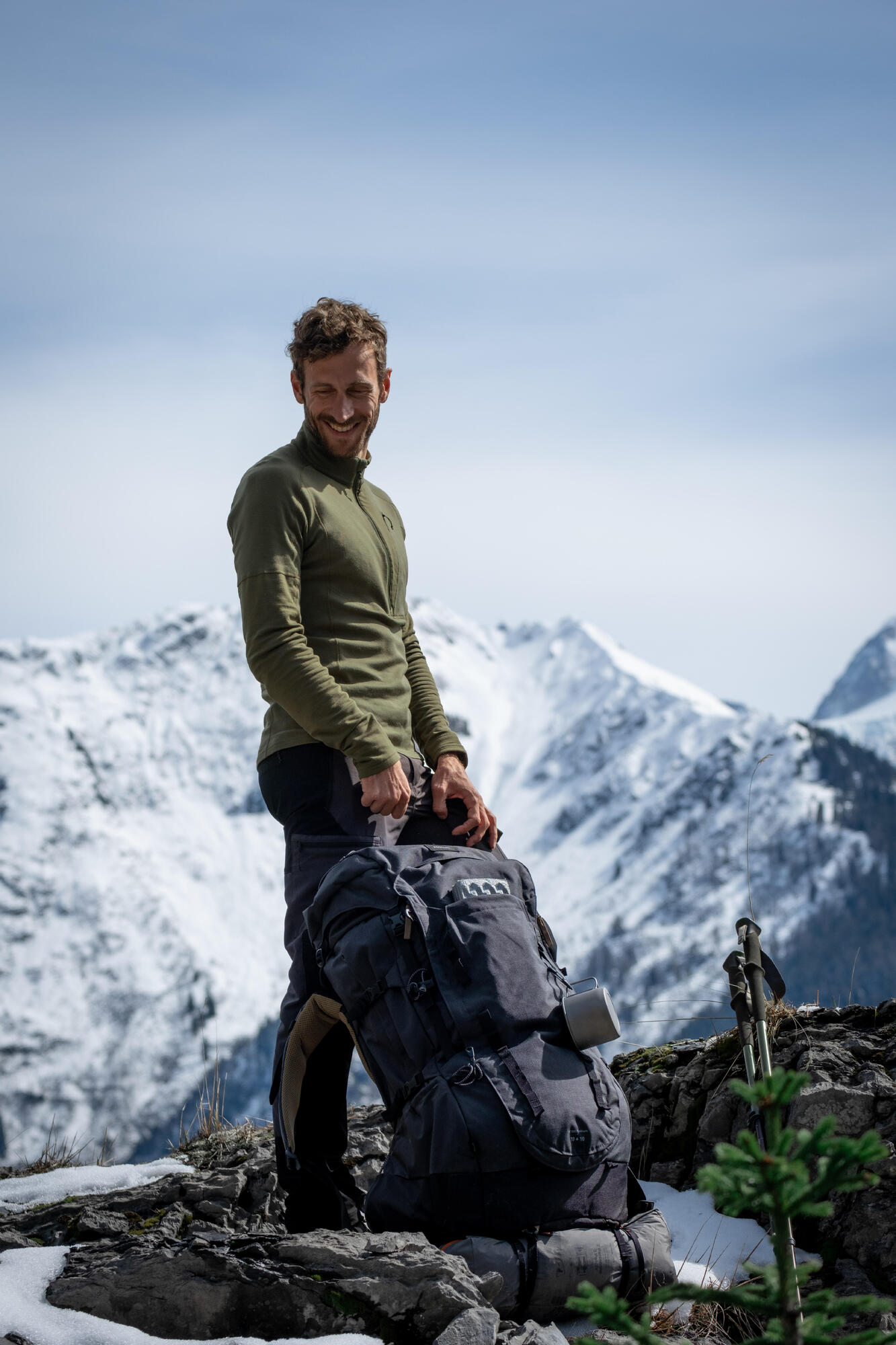 Simond MT900 Symbium2 70+10L Men's Hiking Backpack - Lightweight Trekking Pack for Camping, Mountaineering & Outdoor Adventures
