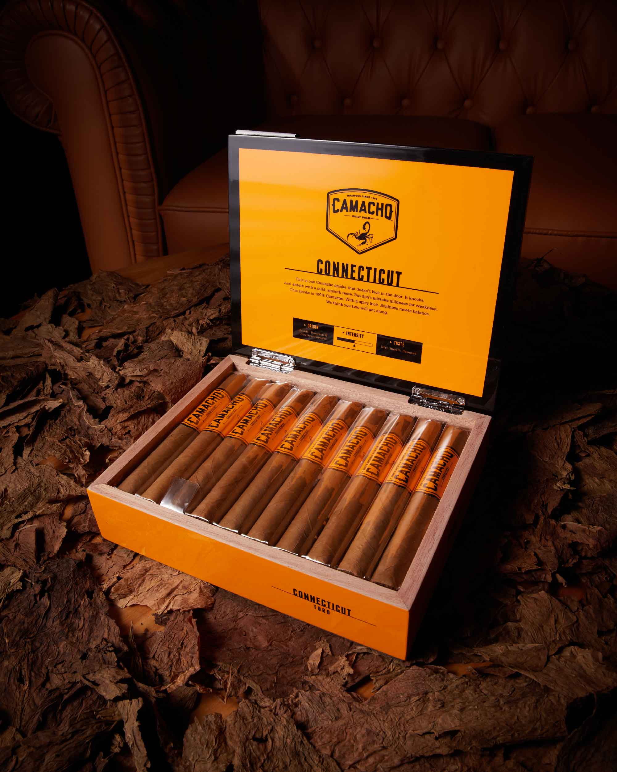 Premium Camacho Connecticut Toro Cigars - Handcrafted Connecticut Shade Wrapper, Smooth & Creamy Flavor - Perfect for Relaxing Evenings & Special Occasions