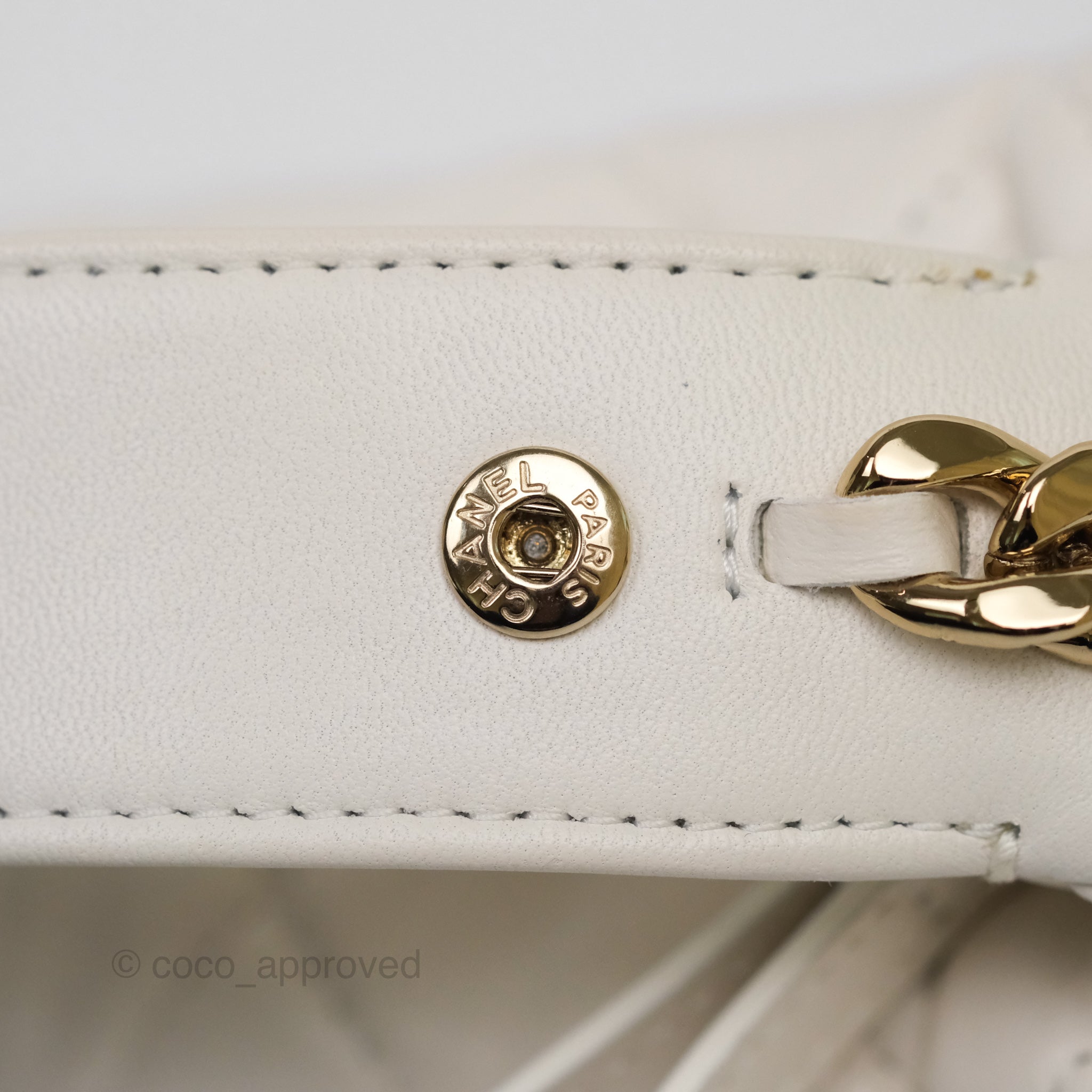 Chanel Chain Around Mini Hobo Bag in White Lambskin Leather with Gold Hardware 23C - Perfect for Evening Events & Luxury Fashion Accessories