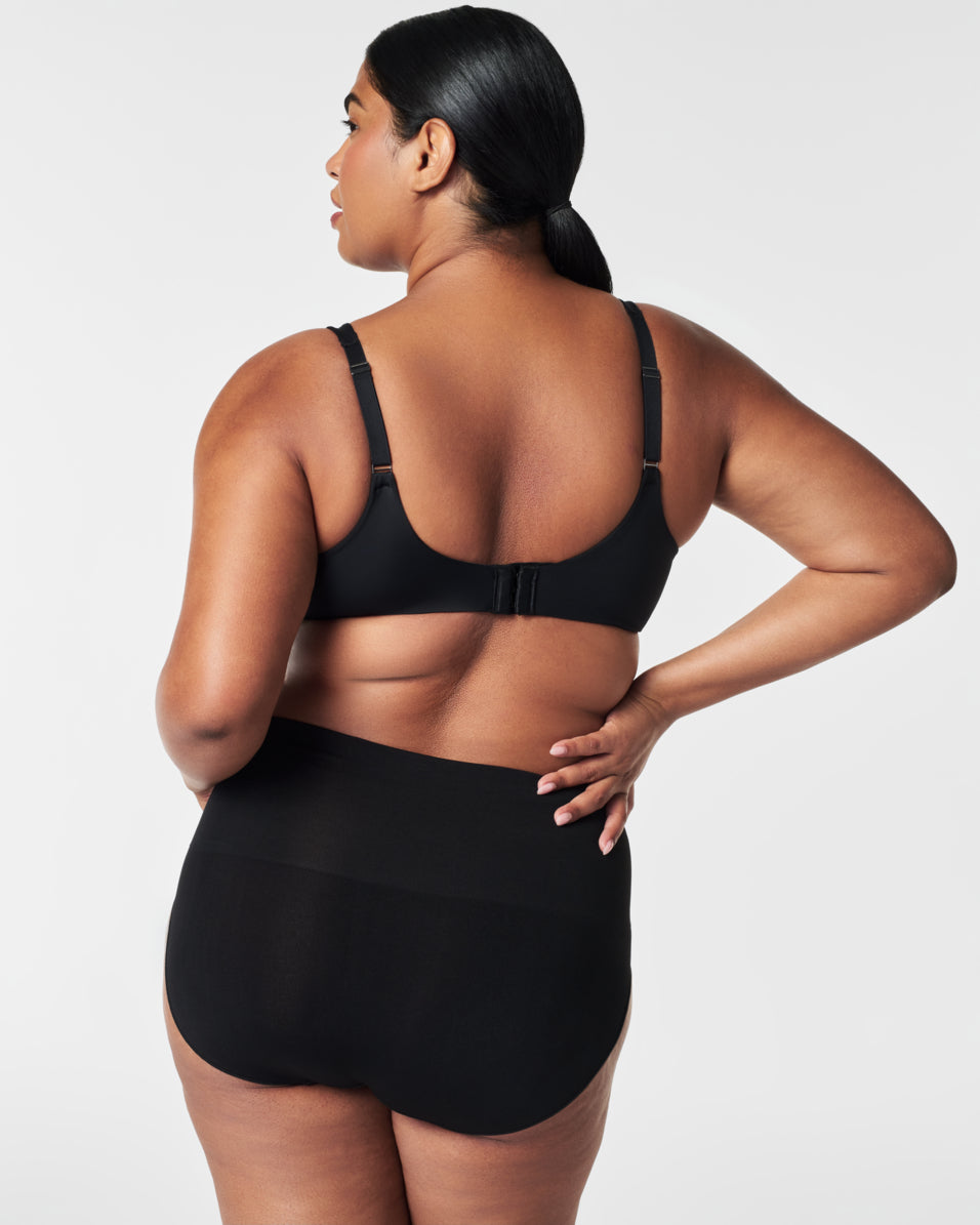 SPANX® Low Profile Minimizer Bra - Seamless Comfort for Everyday Wear | Perfect for Work, Yoga & Layering Under Clothes