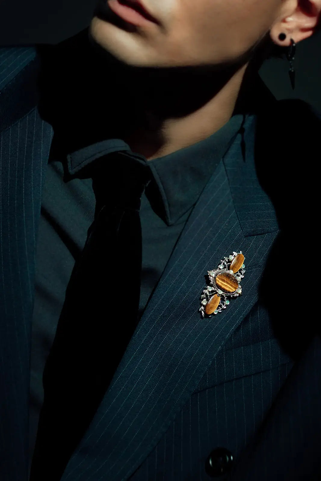 Edward Lapel Pin - Elegant & Stylish Lapel Pin for Men & Women | Perfect for Suits, Blazers, Weddings & Formal Events