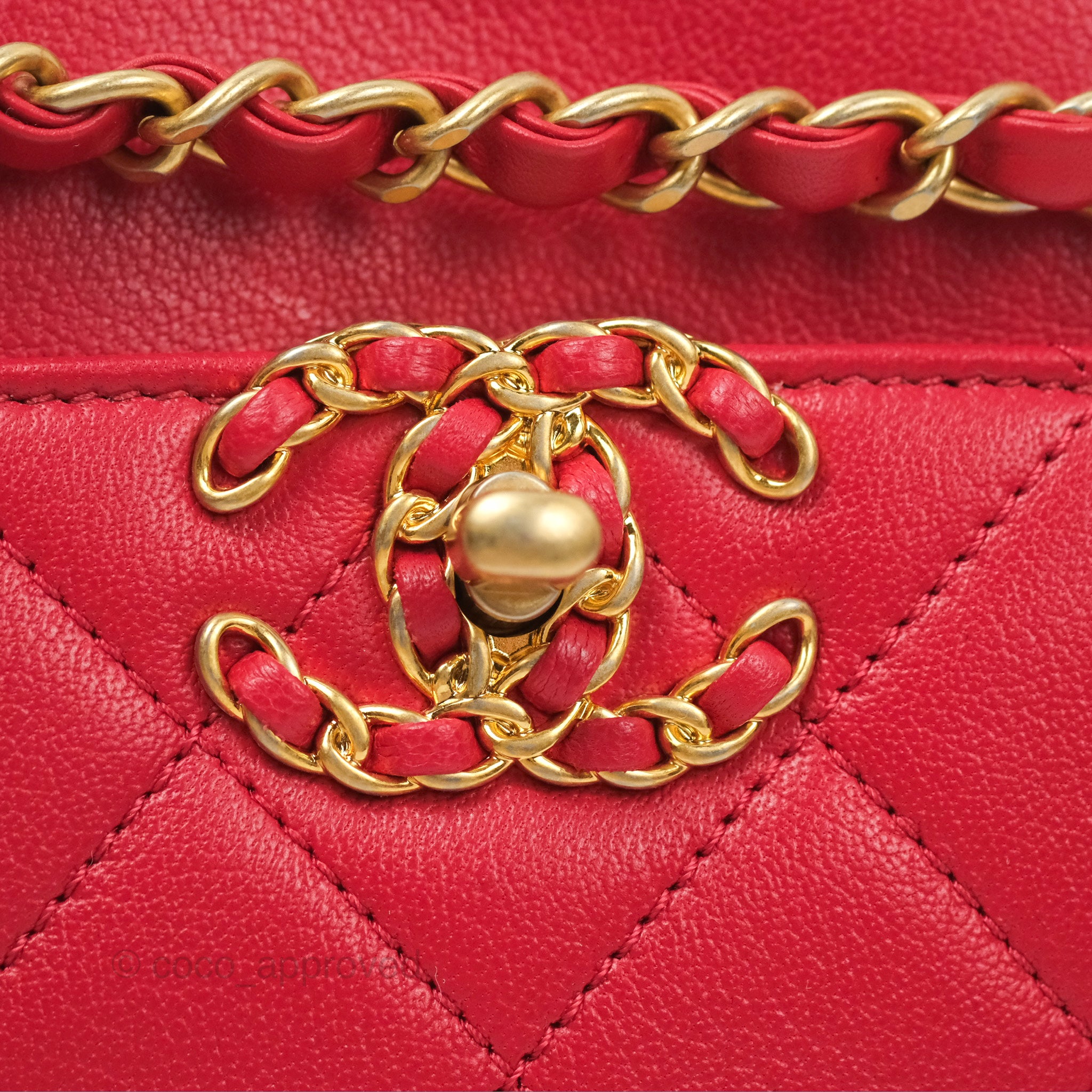Chanel Red Goatskin Camera Bag with Aged Gold Chain Strap - Luxury Crossbody Bag for Women, Perfect for Parties & Evening Events