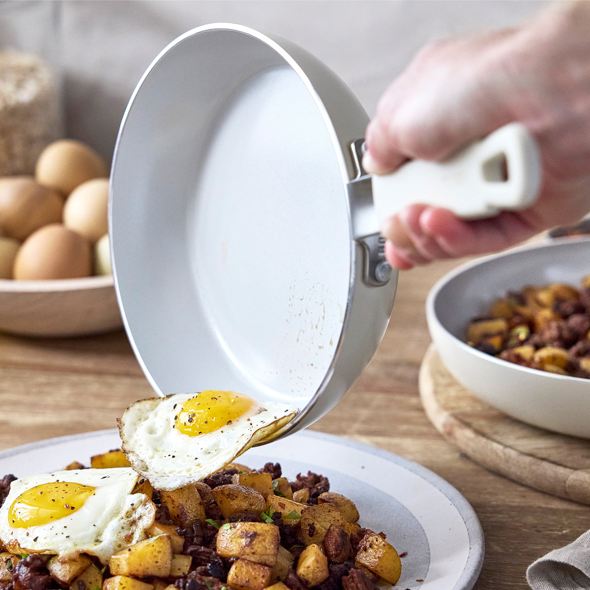 Bobby Flay by GreenPan Professional Ceramic Nonstick 10-Inch Frypan - Non-Toxic, PFOA-Free Cookware for Healthy Cooking | Perfect for Sautéing, Frying & Everyday Meals | Cream Color