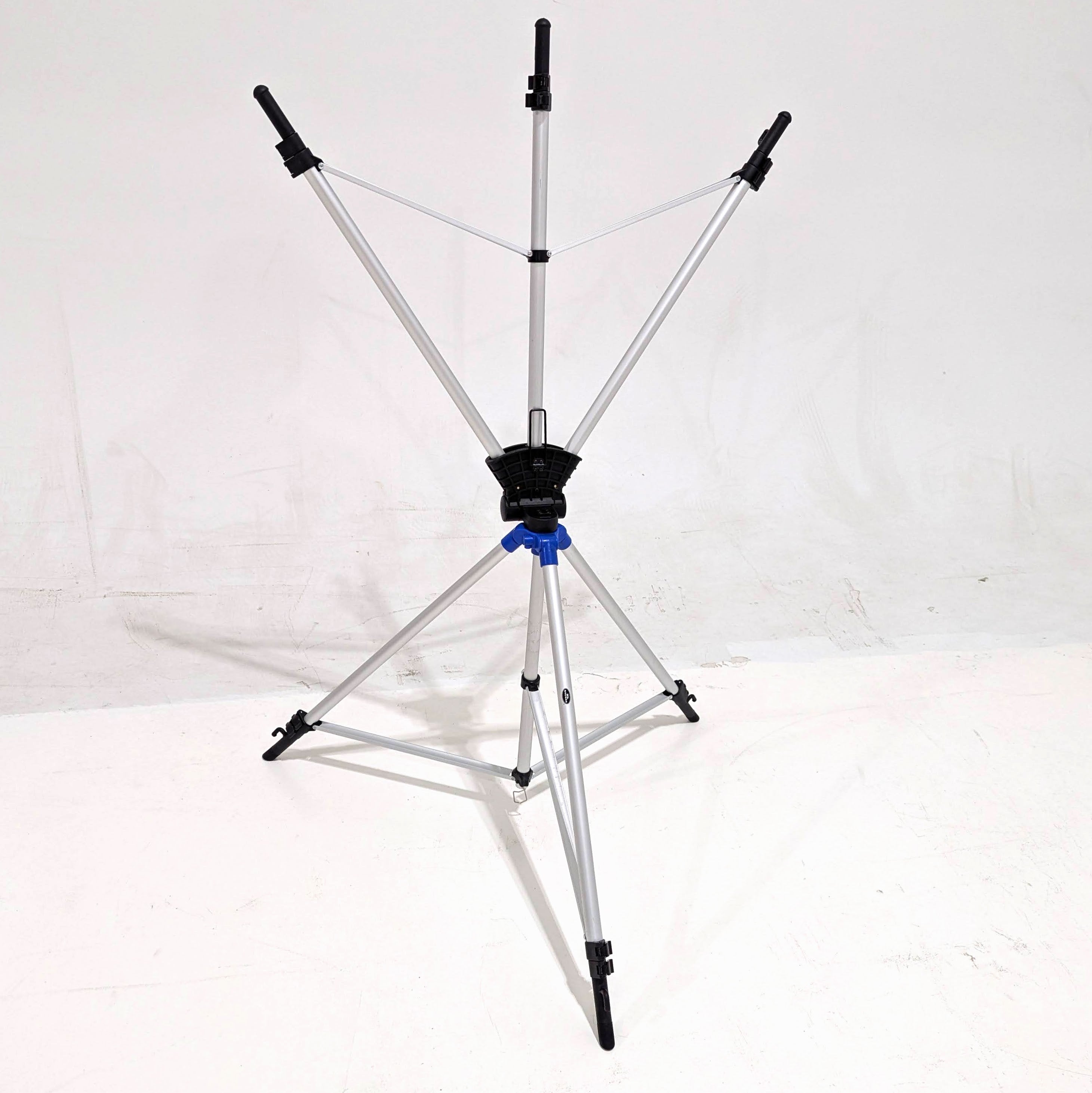 Open Box Excellent Condition Savage Backdrop Extended Travel Kit - White 5x12 ft - Perfect for Photography, Videography & Studio Backgrounds