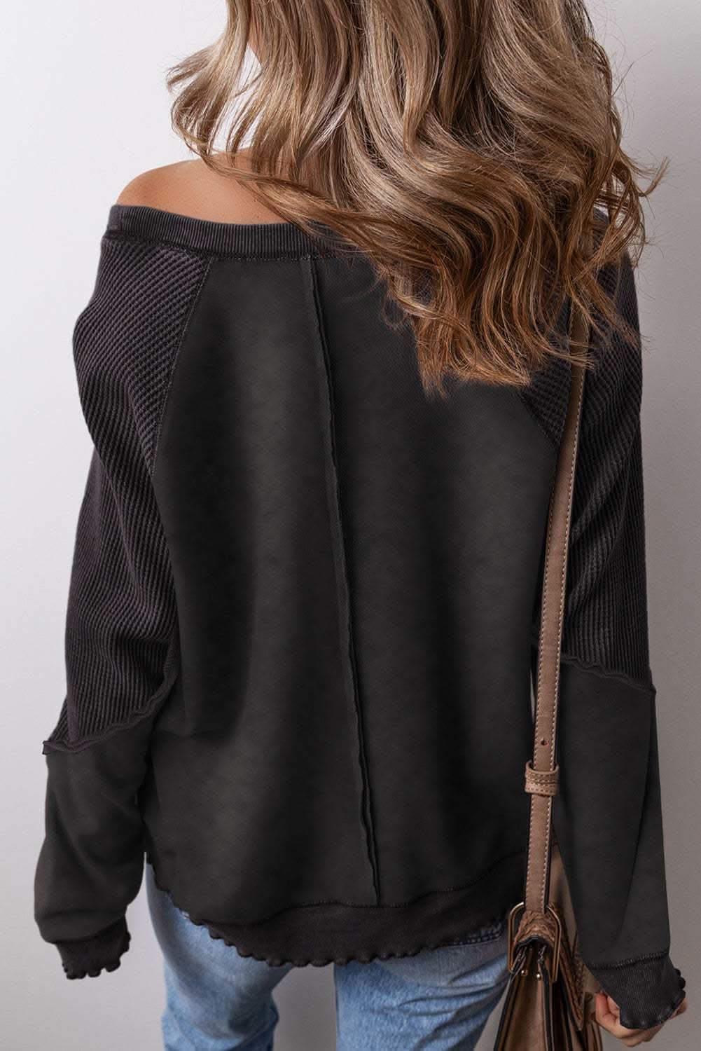 Stylish Black Patchwork Sweatshirt for Women - Trendy Oversized Pullover with Unique Design - Perfect for Casual Outfits, Streetwear Fashion, and Layering in Fall/Winter