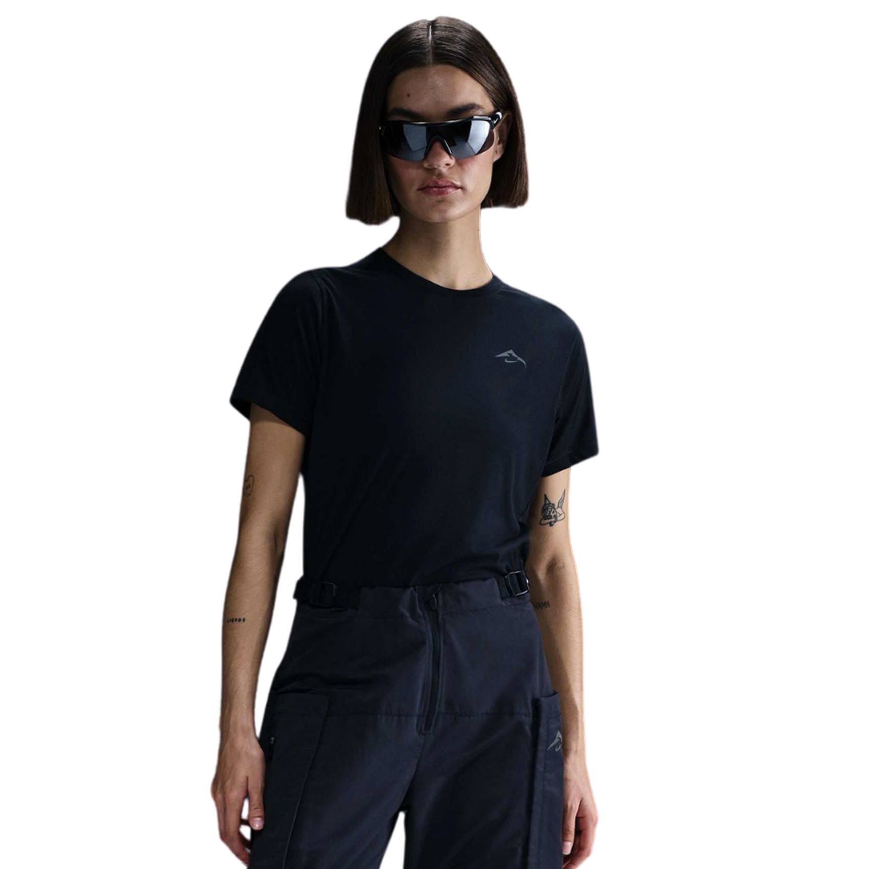 Nike Women's Dri-FIT Trail Running Short Sleeve Top - Moisture-Wicking & Breathable for Outdoor Hiking & Fitness Workouts