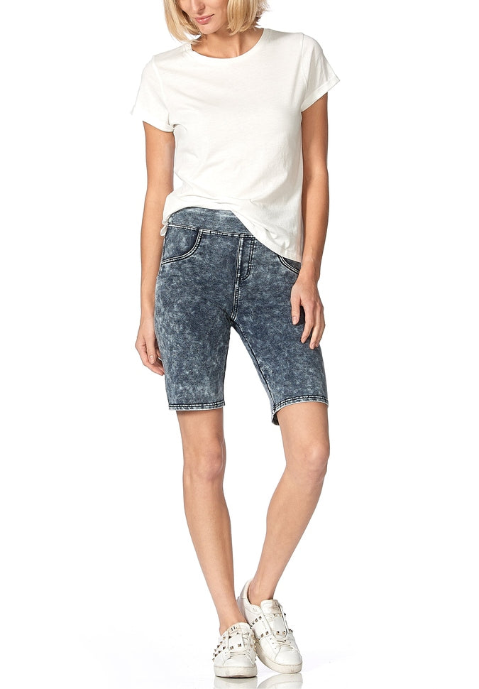 HUE Game Changing Bermuda Shorts for Women - Size Small | Comfortable & Stylish Casual Wear for Summer, Beach, and Outdoor Activities