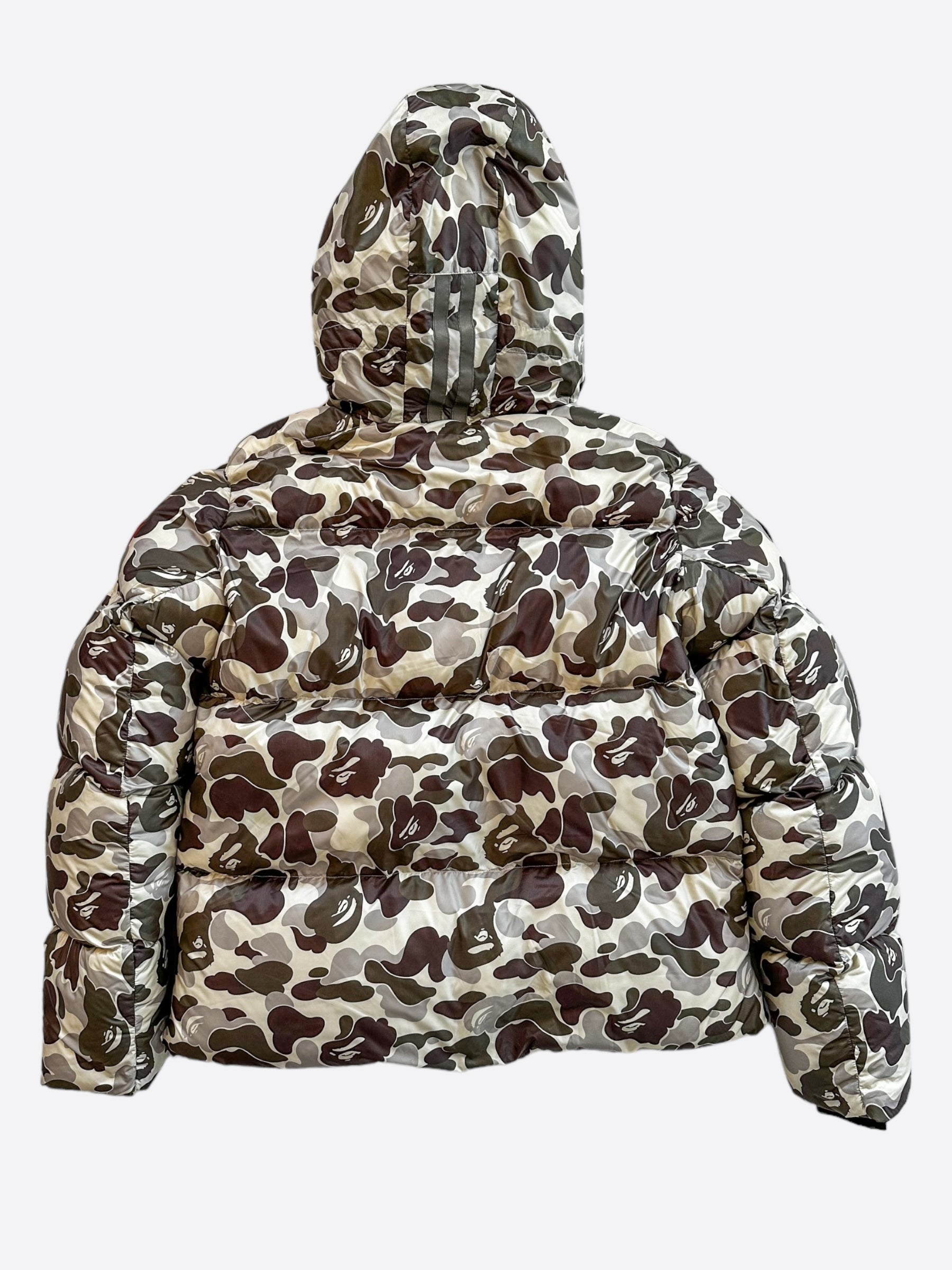 Canada Goose x BAPE Grey Camouflage Crofton Men's Winter Jacket - Waterproof Windproof Parka for Urban Streetwear & Outdoor Adventures