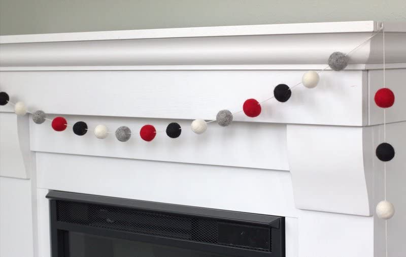 Handmade Christmas Felt Garland - 100% Wool Felt Balls - Buffalo Plaid Fireplace Mantel Banner, Holiday Shelf Decor, Winter Home Decoration Gift - Perfect for Mantel Decor, Christmas Tree Accents & Cozy Holiday Parties