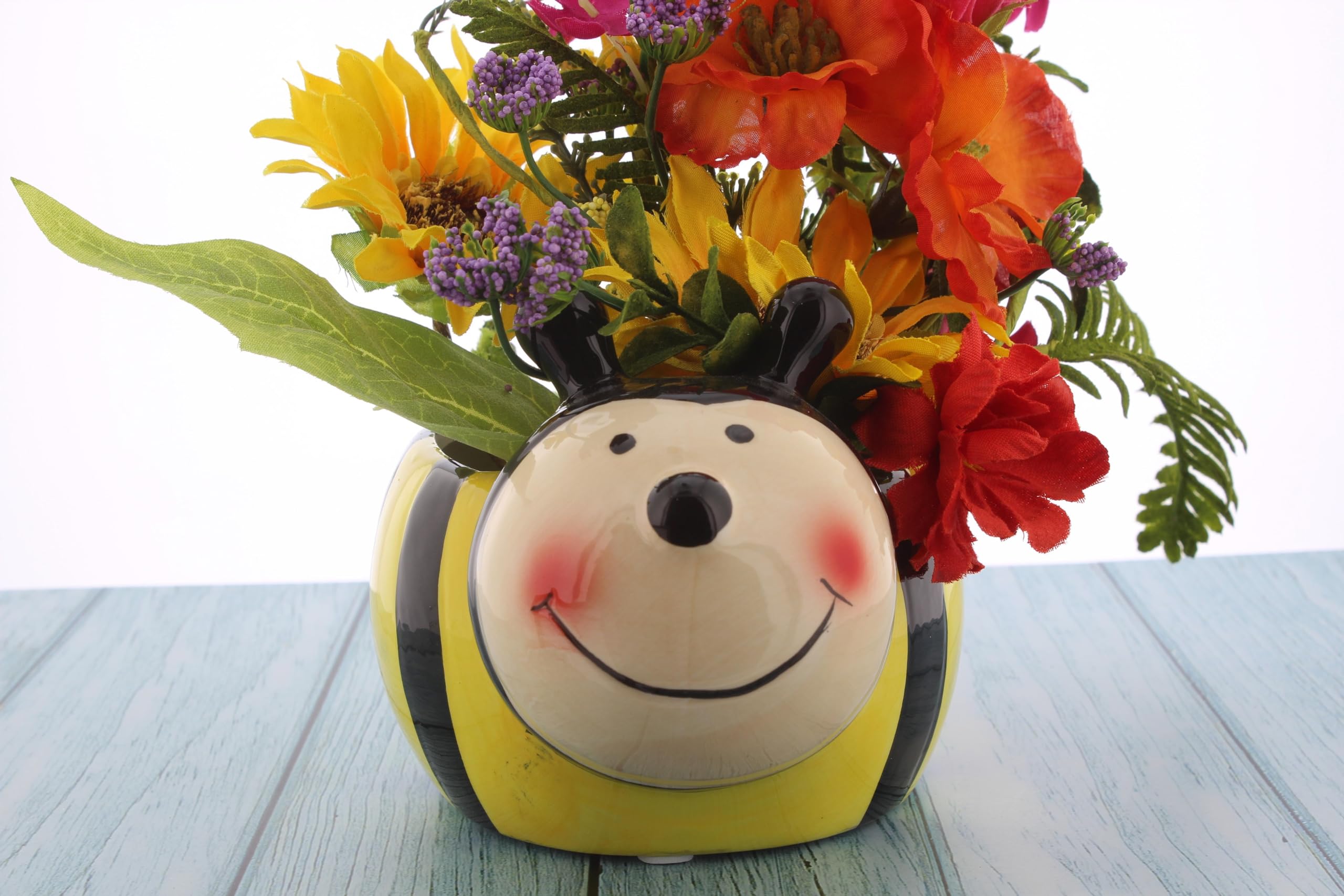 Whimsical Bumblebee Planter Pot - Large Decorative Bee Insect Flower Pot for Indoor & Outdoor Plants, Home & Garden Decor - Perfect for Succulents, Herbs & Small Flowers on Windowsills, Patios & Balconies