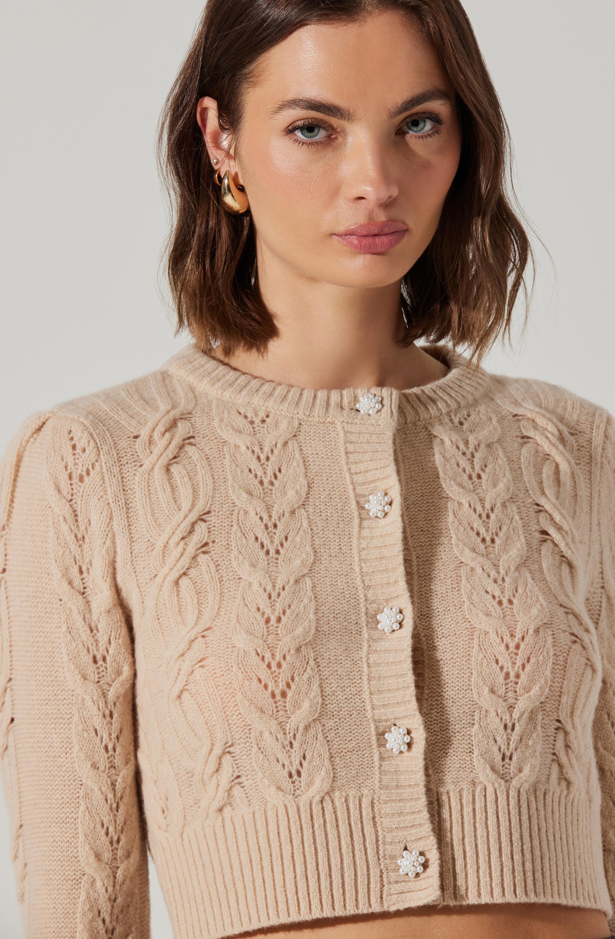 Stylish Peri Cable Knit Cropped Cardigan for Women | Soft Chunky Knit Open Front Sweater | Perfect for Fall Layering, Coffee Dates & Casual Outfits