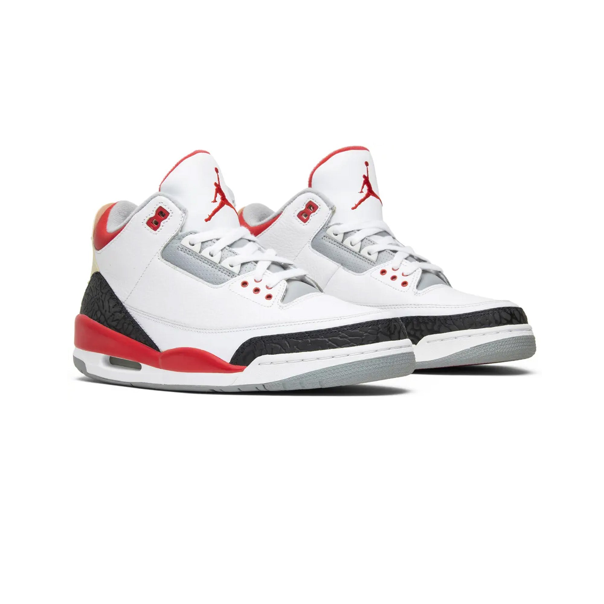 Air Jordan 3 Retro 'Fire Red' (2007) - Men's Basketball Sneakers for Casual Wear & Street Style Fashion