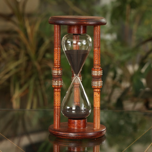 60 Minute Hourglass Sand Timer - Triangle Bobbin Design with Black or Yellow Sand - Perfect for Board Games, Classroom Activities, and Time Management