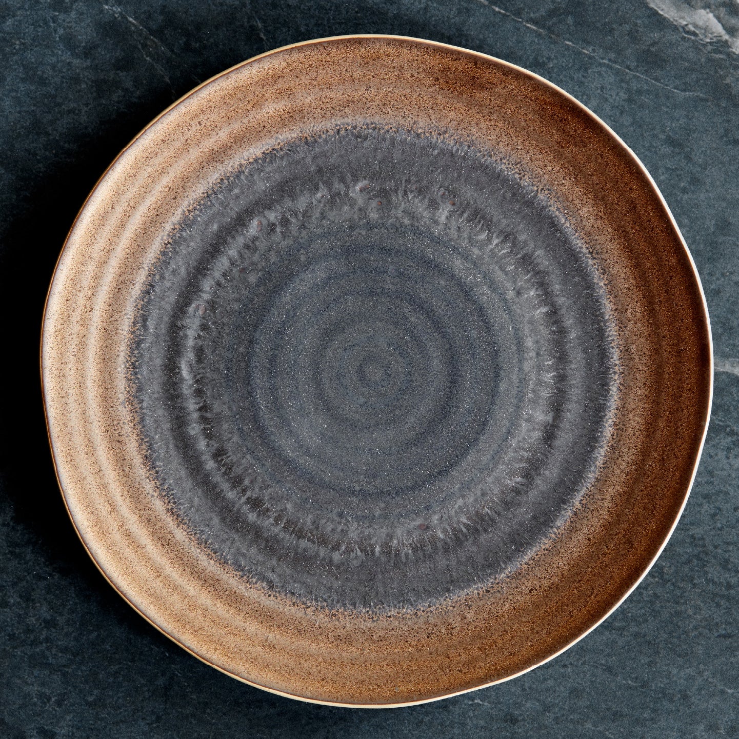 Akita Stoneware Dinner Plate - Elegant Copper Finish for Modern Dining | Perfect for Everyday Meals, Dinner Parties & Restaurant Use