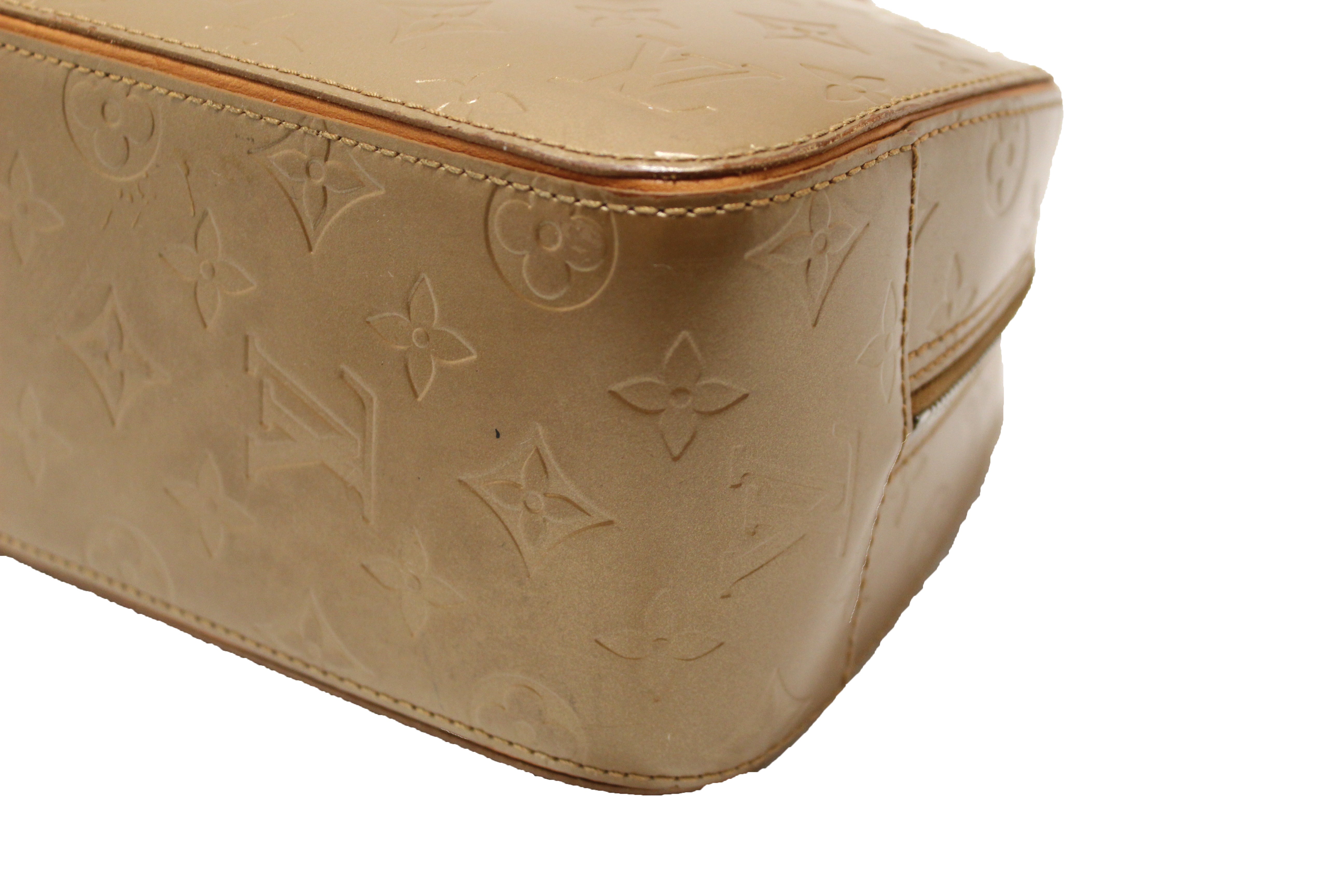 Authentic Louis Vuitton Gold Mat Monogram Vernis Shelton Handbag for Women - Luxury Designer Shoulder Bag Purse for Work, Party & Evening Events