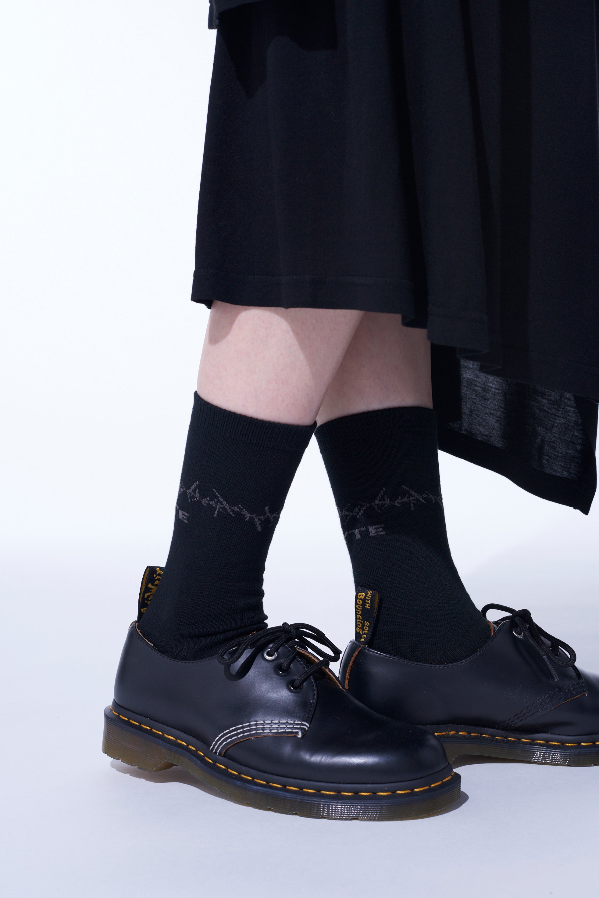 Breathable Cotton Plain Stitch Thorny Pattern Socks for Men & Women - Comfortable Everyday Wear, Gym, Running & Casual Outfits