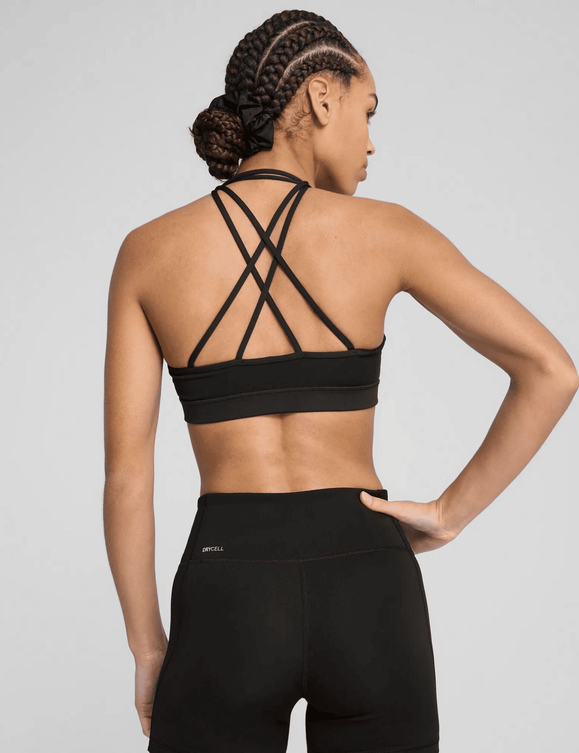 Move Strappy Bra - Black | Comfortable & Stylish Sports Bra for Yoga, Running & Gym Workouts
