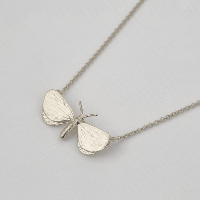 Elegant Drab Looper Moth Pendant Necklace - Unique Insect Jewelry for Women - Perfect for Gothic Fashion, Nature Lovers & Boho Style