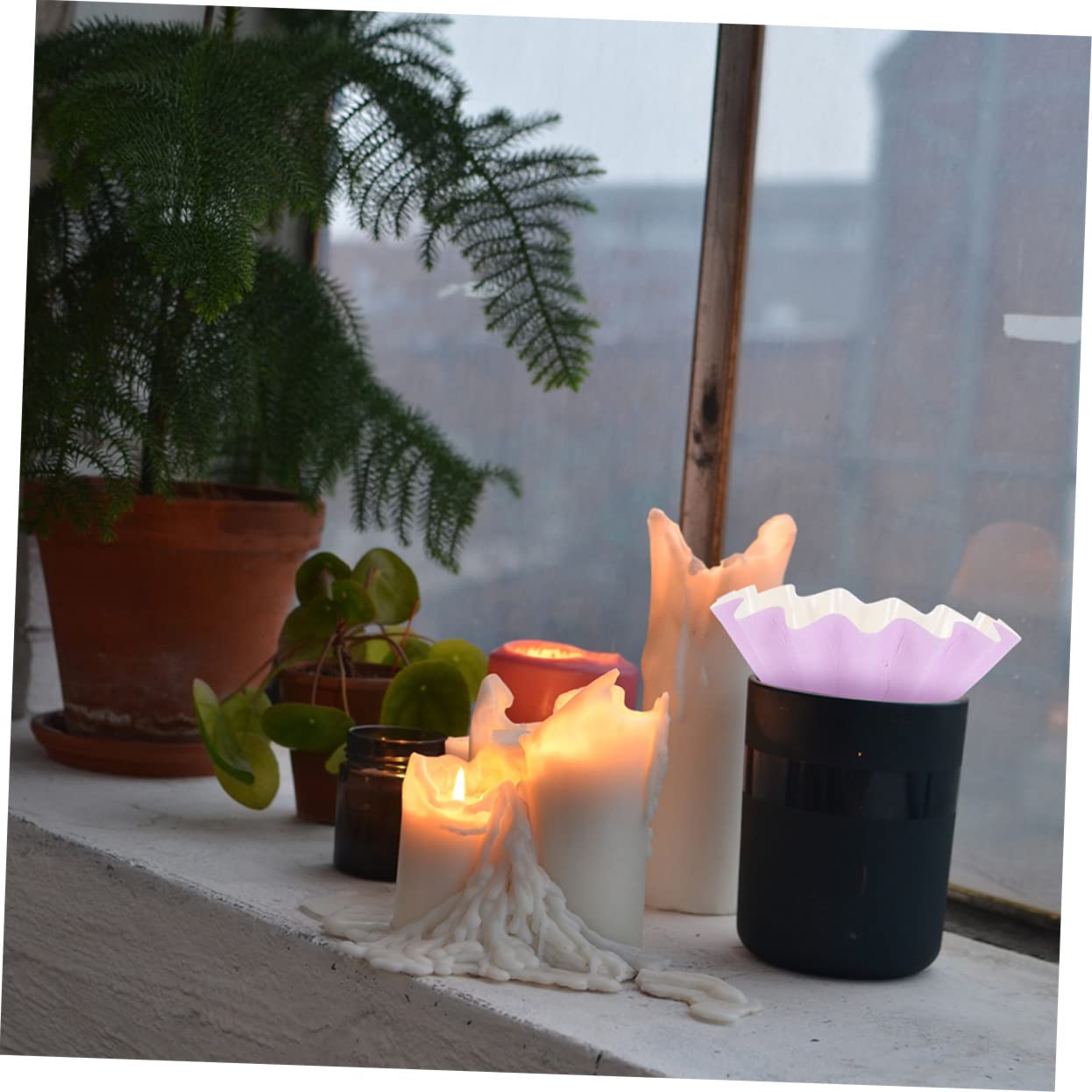 100Pcs Heatproof Wax Melting Trays - Leakproof Candle Liners Set for Wax Warmer & Scented Wax - Perfect for Aromatherapy, Home Decor and Gift Giving
