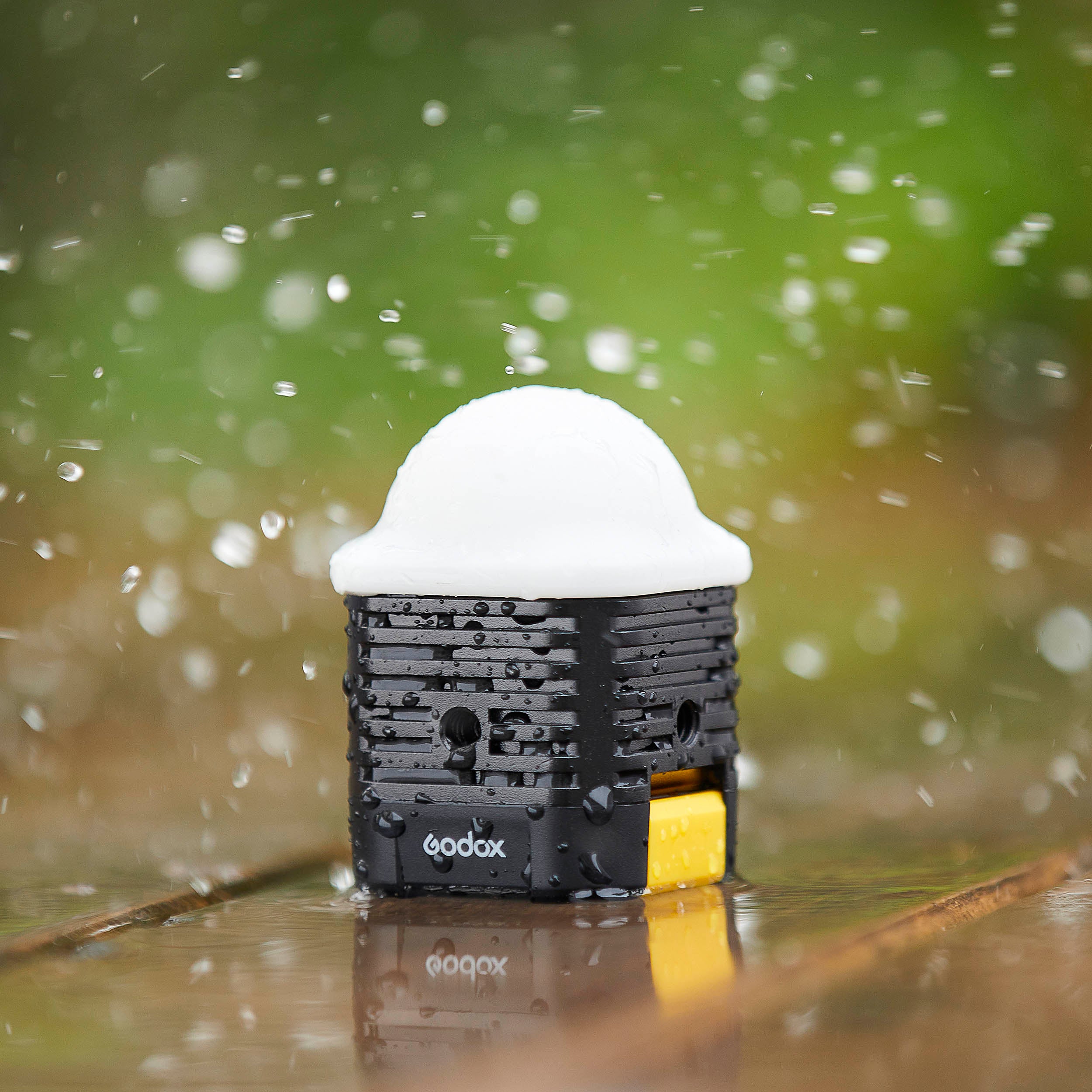 WL4B Pocket-Sized Daylight Balanced IPX8 Waterproof LED Light - Perfect for Outdoor Adventures, Camping, Underwater Photography & Emergency Lighting