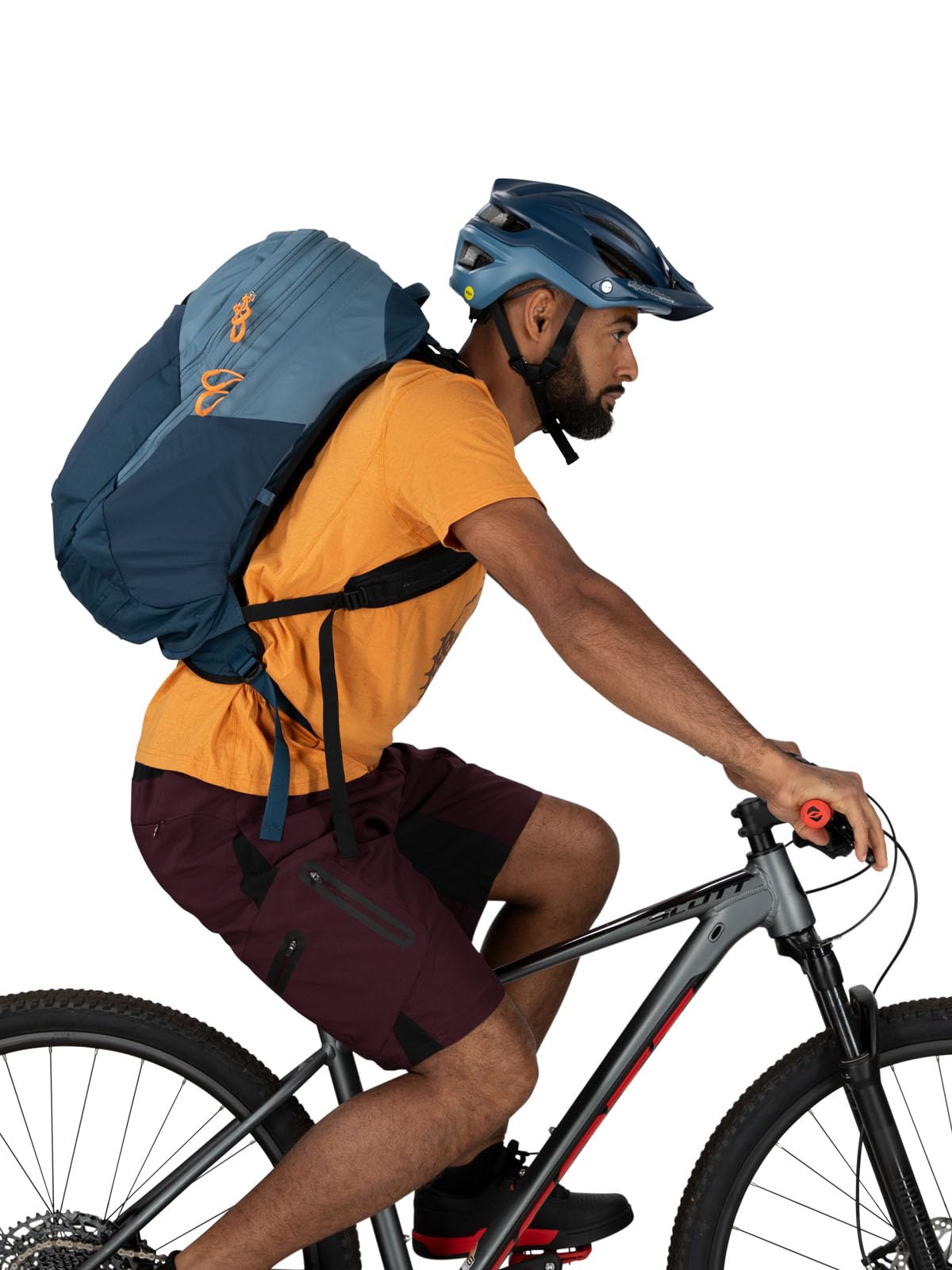 Osprey Radial Bike Commuter Backpack - Waterproof Cycling Backpack with Laptop Sleeve for Men & Women - Perfect for Urban Commuting, Cycling to Work, and Outdoor Adventures