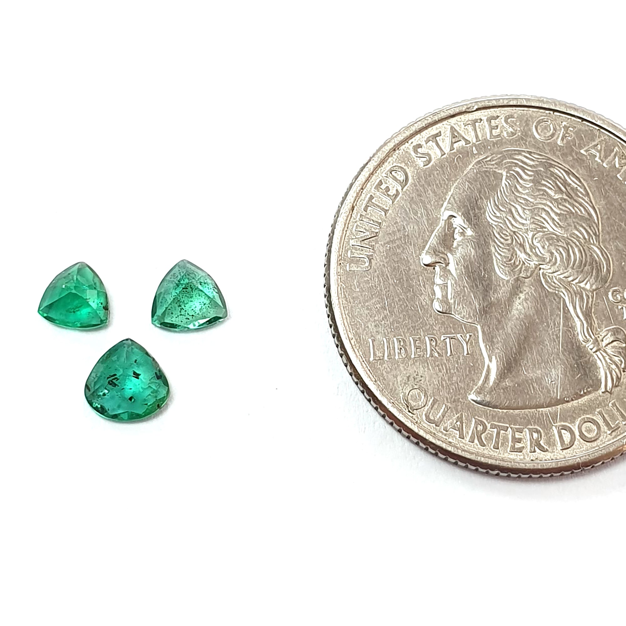 1.07ct Natural Untreated Green Emerald Heart Cut Gemstone Set - 3pcs (4.8mm x 5.2mm) | Emerald Jewelry for Engagement Rings, Necklaces & Special Occasion Gifts