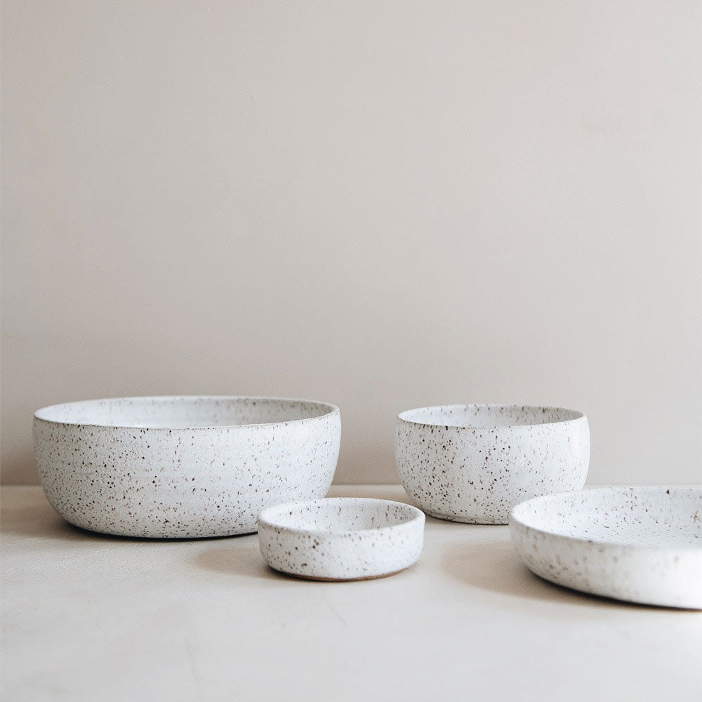 Speckled Ceramic Serving Bowl Set - Elegant & Durable Dinnerware for Salads, Pasta, Soup - Perfect for Family Dinners & Entertaining Guests