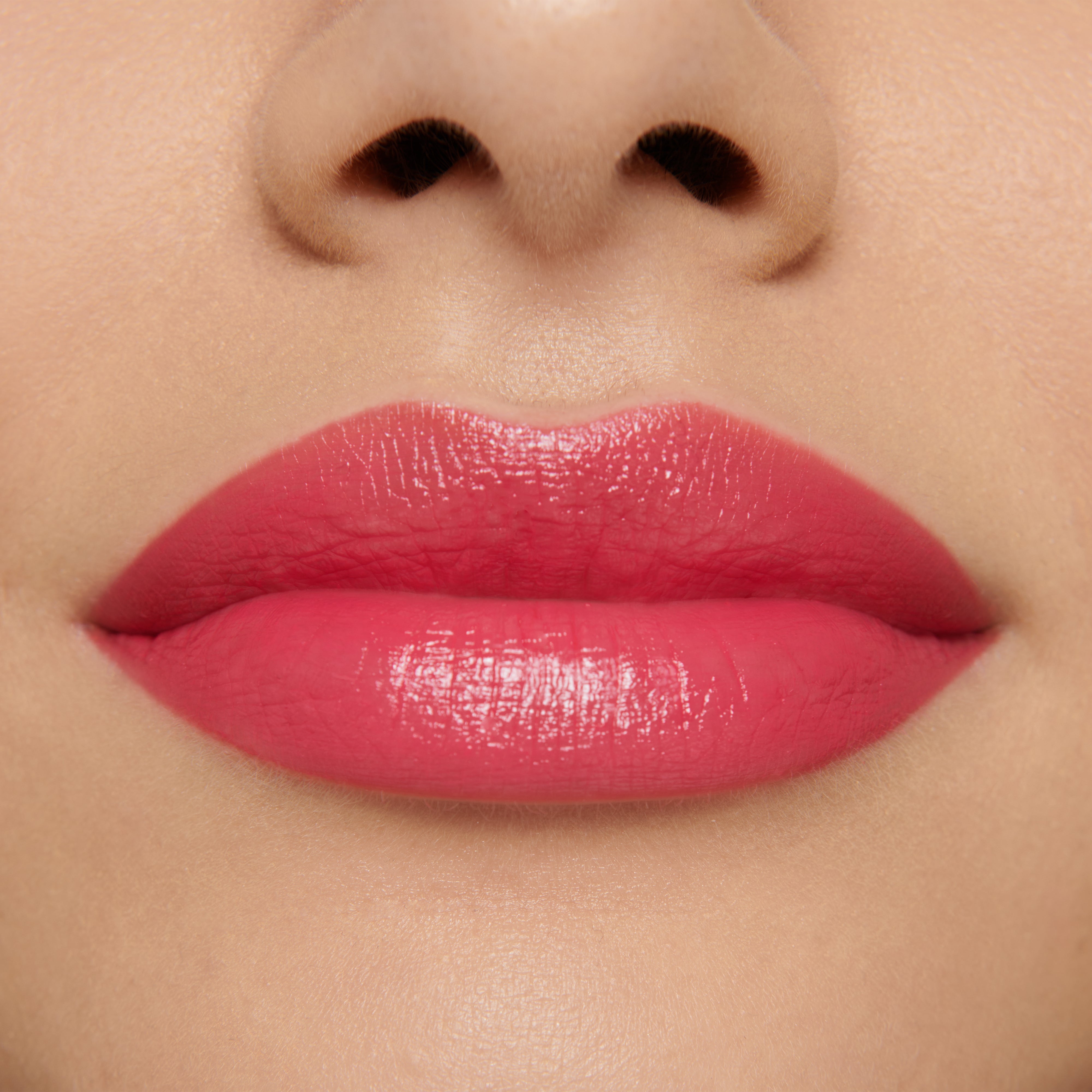 Wonder Wheel Luxuriously Lucent Lipstick - Long Lasting Hydrating Lip Color for Women, Perfect for Daily Wear & Special Occasions