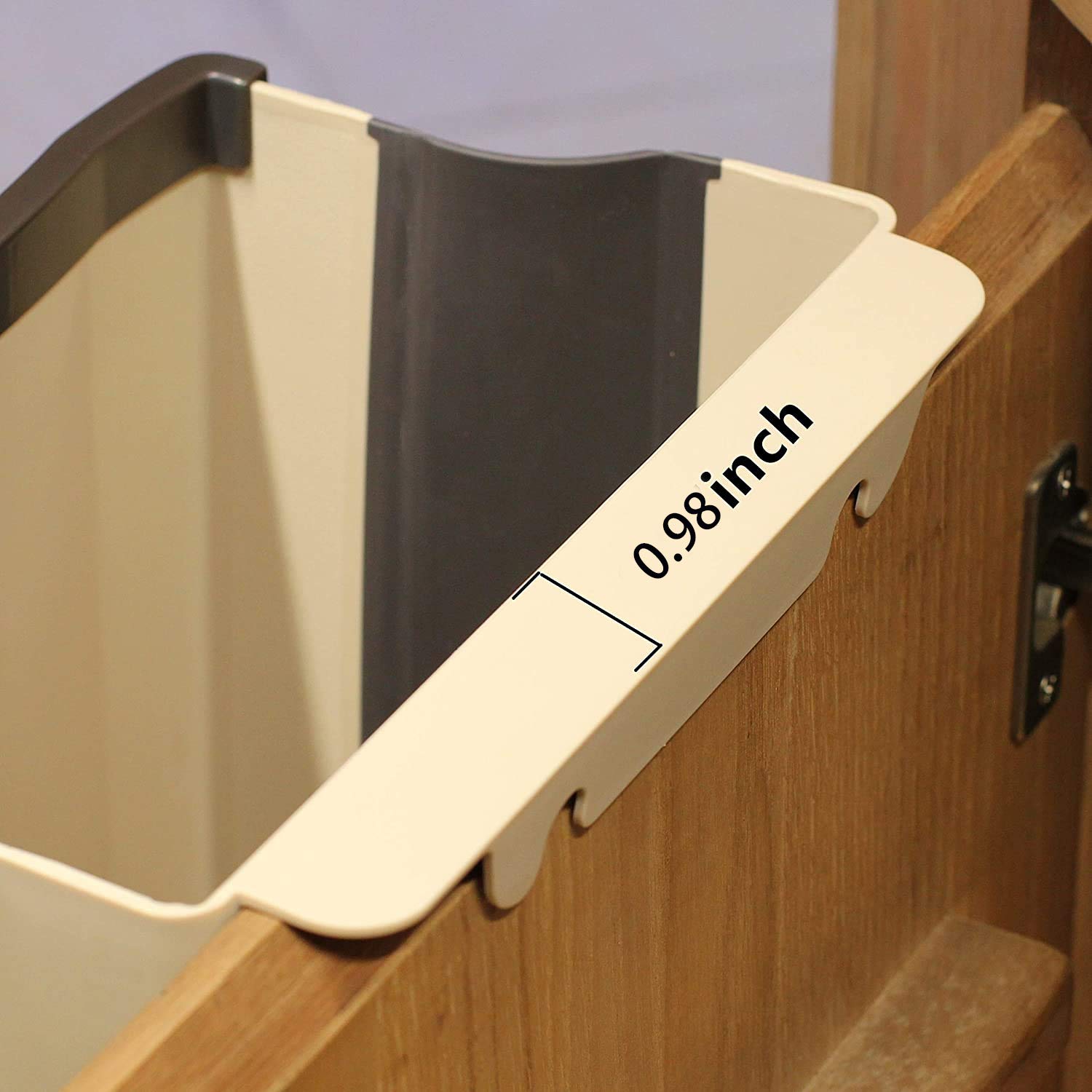 Foldable Hanging Trash Can - Collapsible Kitchen Waste Bin for Cabinet Door, Car, Bathroom, Office & Bedroom | Space-Saving Solution for Small Spaces & Compact Living Areas
